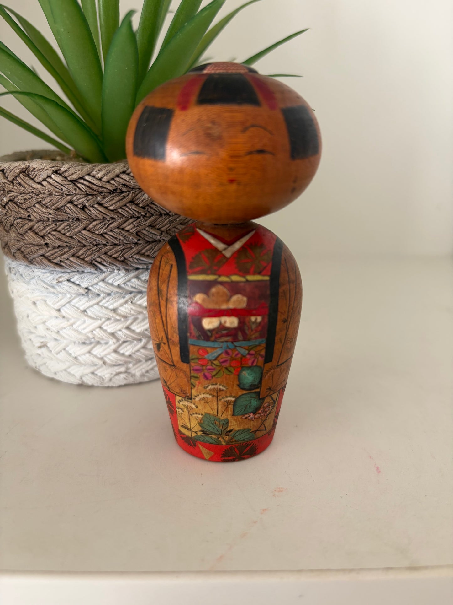 Exclusive Kijiyama kokeshi made by Takano Yohachi (1907-1994)