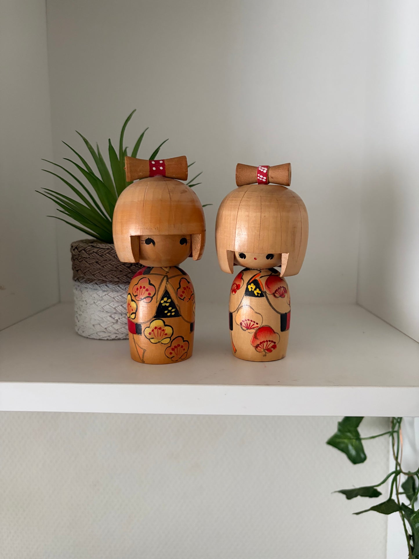 Lovely set of two vintage Sosaku kokeshi