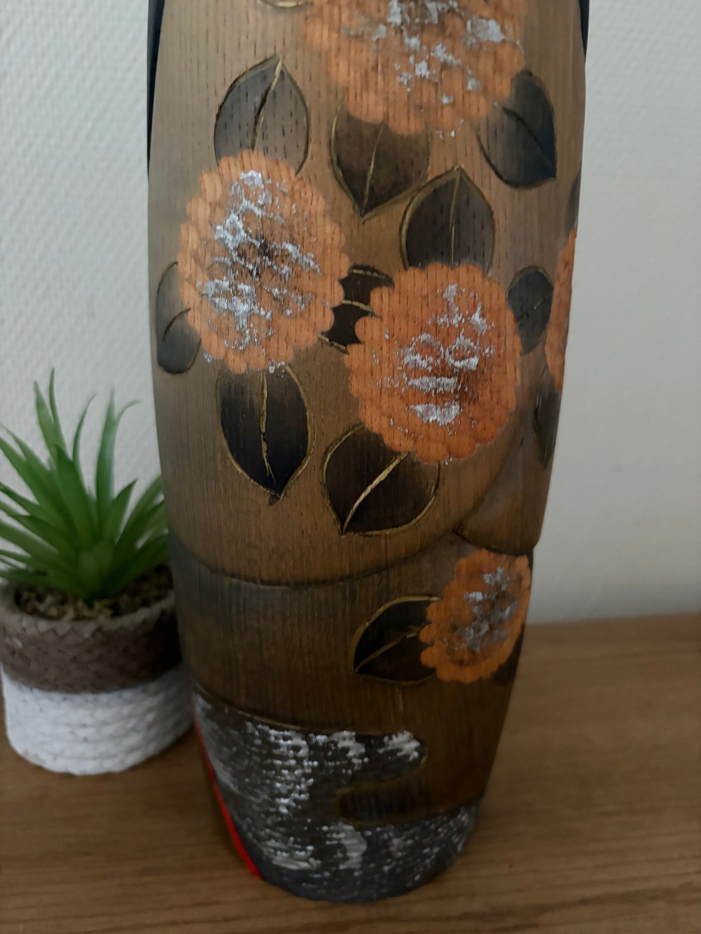 Exclusive Sosaku kokeshi by Aoki Ryoka (1931-) 41,5cm