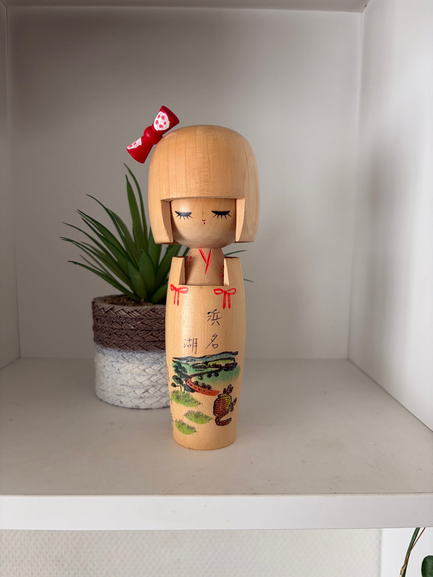 Vintage Gumma Kokeshi by Miyagawa Kunio (1933-)