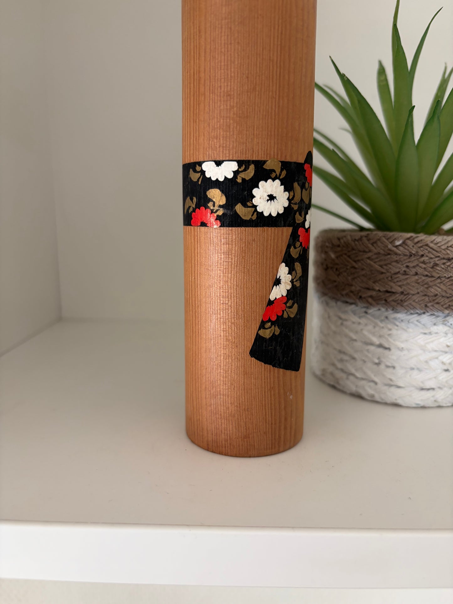 Vintage Sosaku kokeshi by Sato Suigai (1920-)