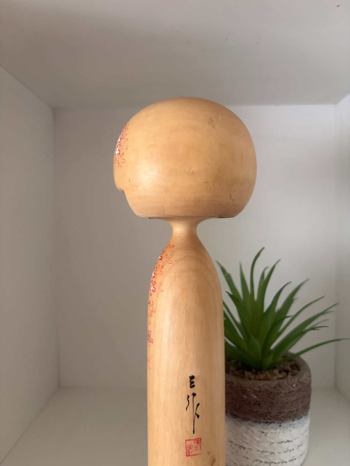 Exclusive Vintage kokeshi made by Sansaku Sekiguchi (1925-2018)