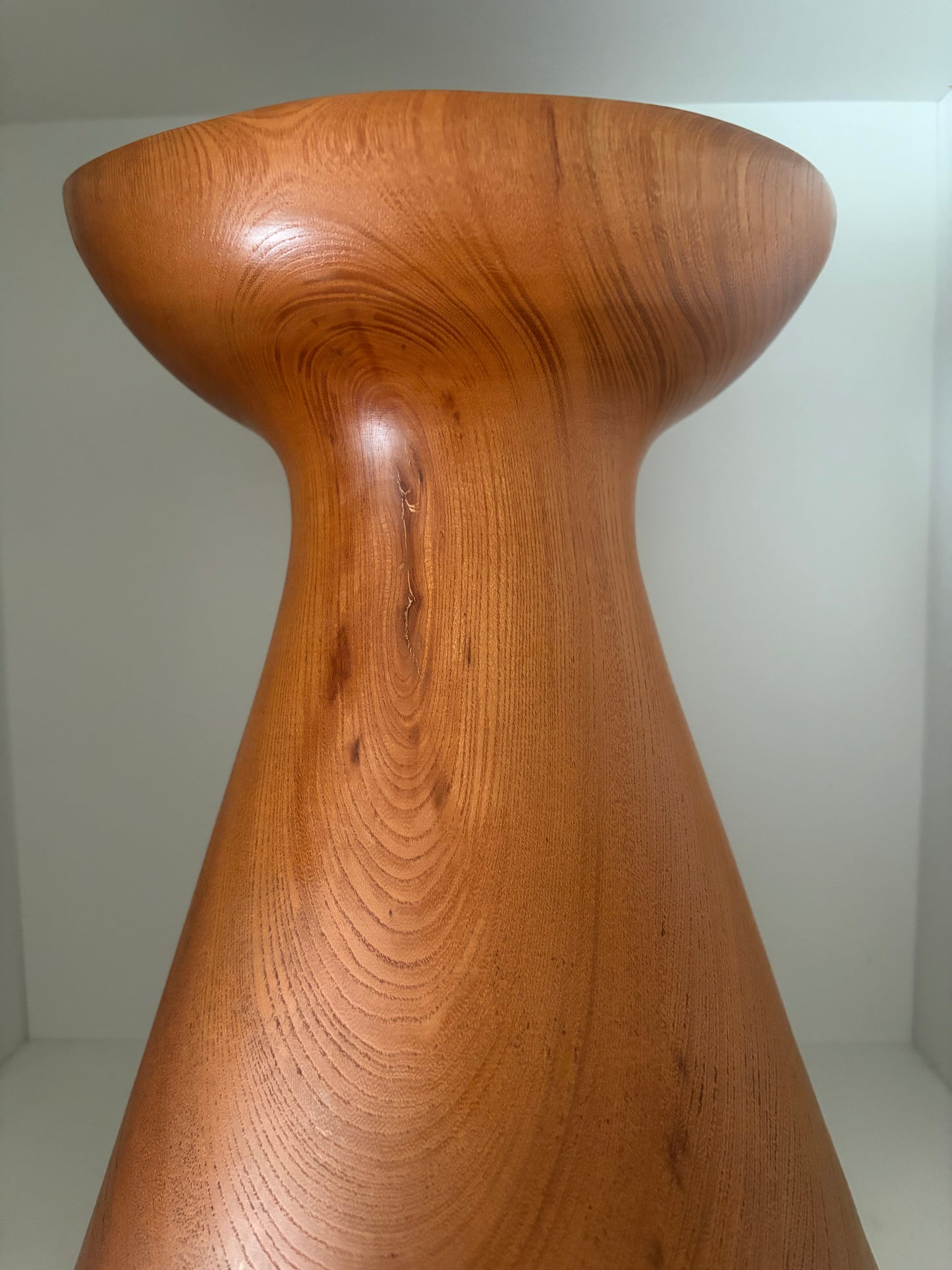 Exclusive Vintage Sosaku kokeshi by Aoki Ryoka (1931-) She is dated 1983