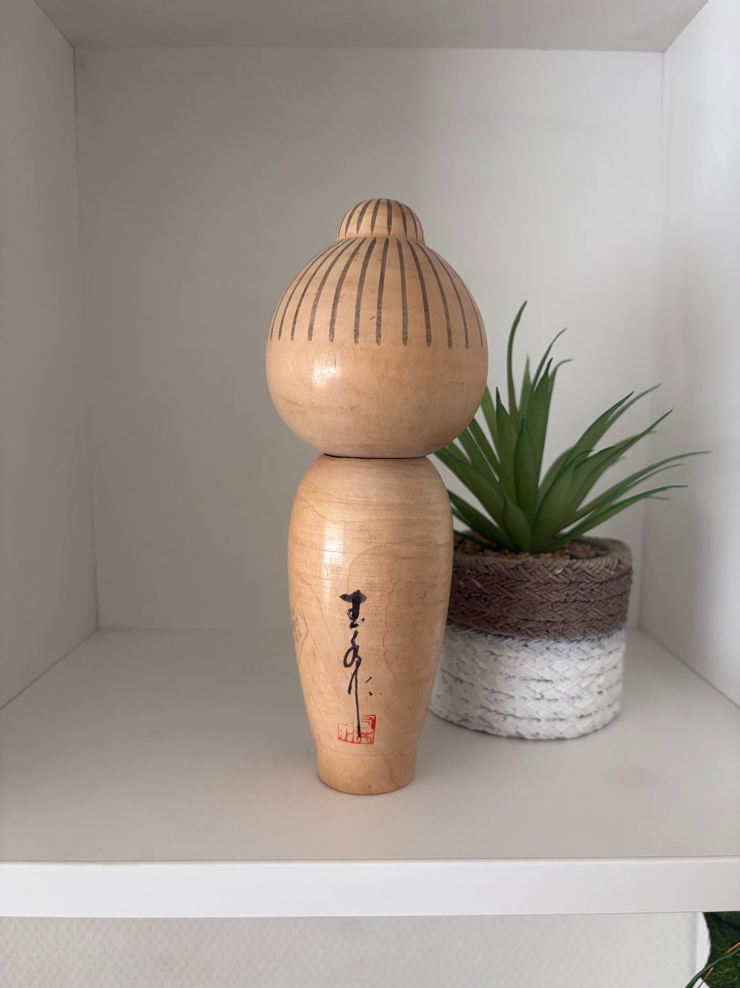 Rare vintage Sosaku kokeshi by Imai Tamamizu