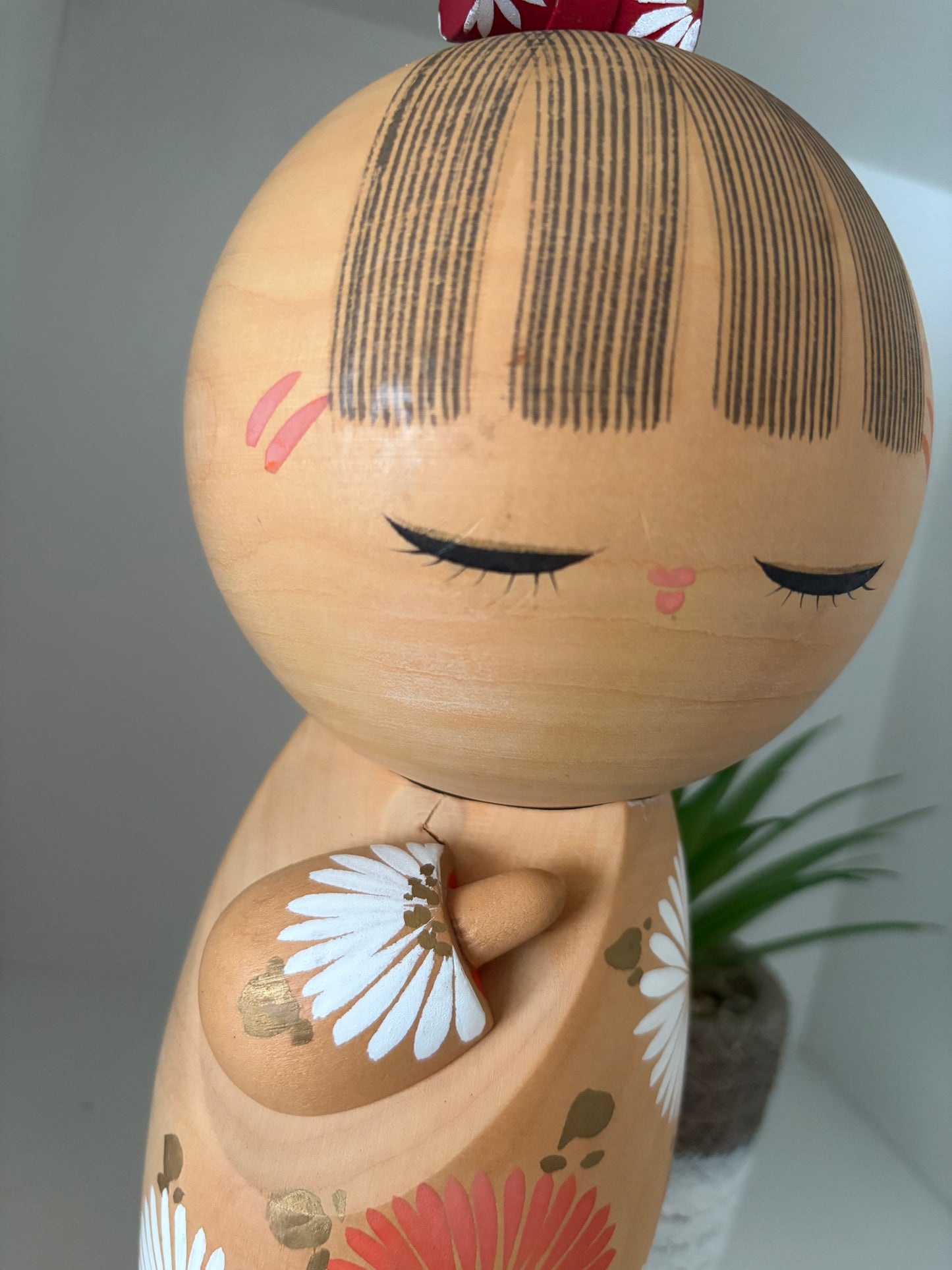 Vintage Sosaku kokeshi by Aoki Ryoka (1931-)