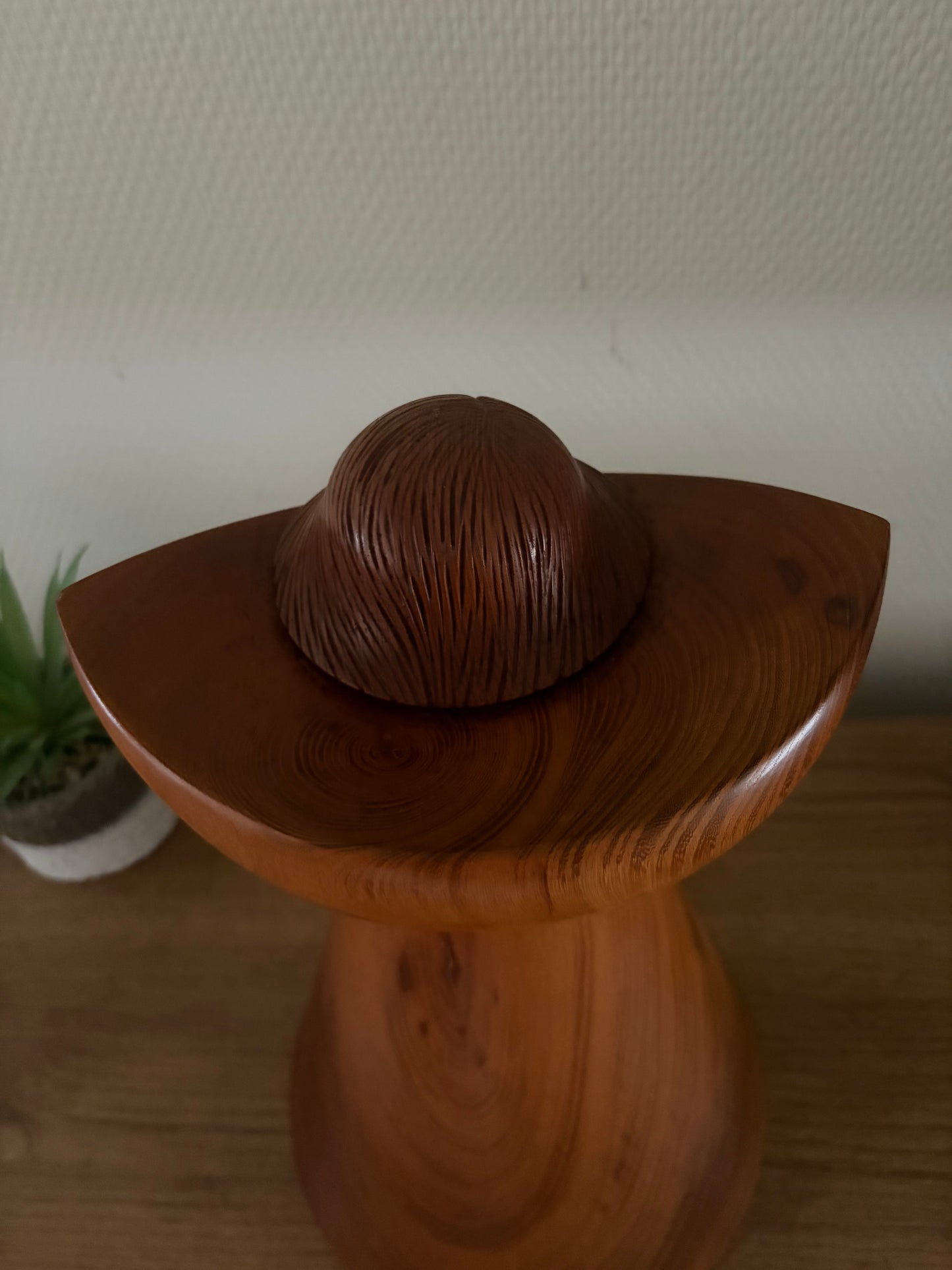 Exclusive Vintage Sosaku kokeshi by Aoki Ryoka (1931-) She is dated 1983