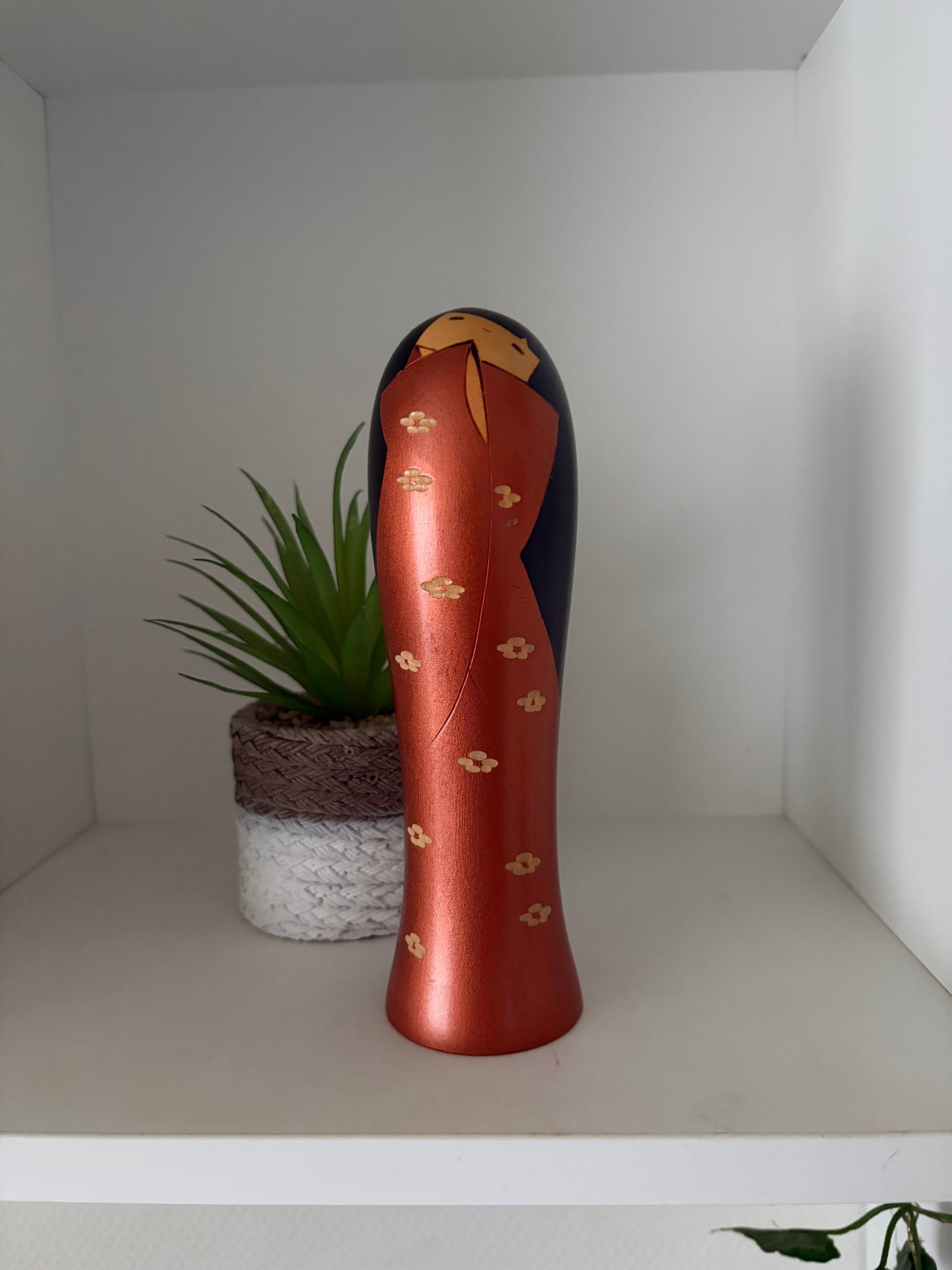 Vintage Gumma kokeshi by Usaburo