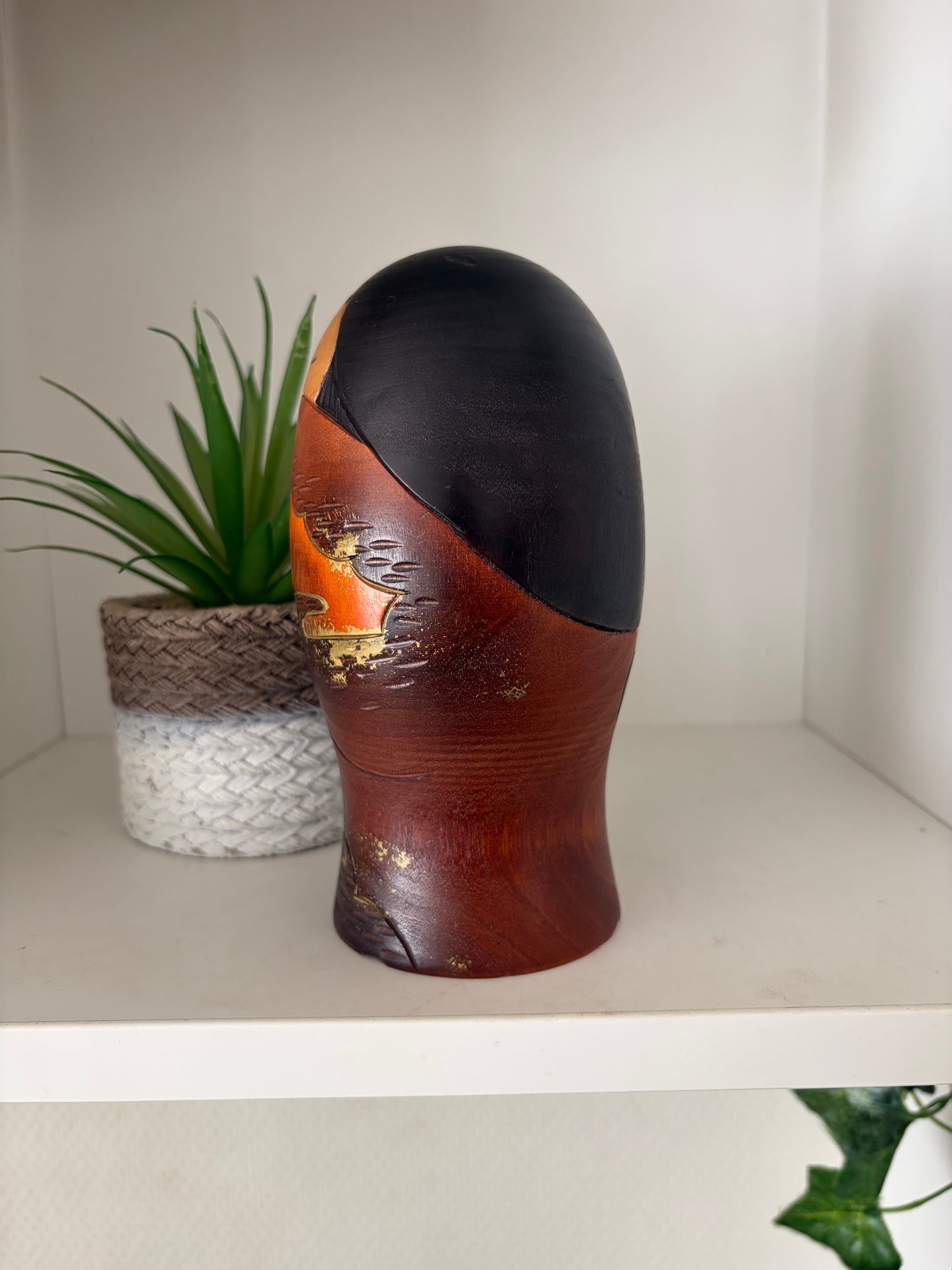 Vintage Sosaku kokeshi by Aoki Ryoka (1931-)