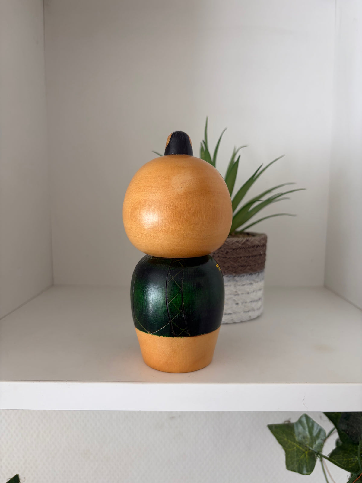 Rare Vintage Sosaku kokeshi by Toa Sekiguchi (1942-)