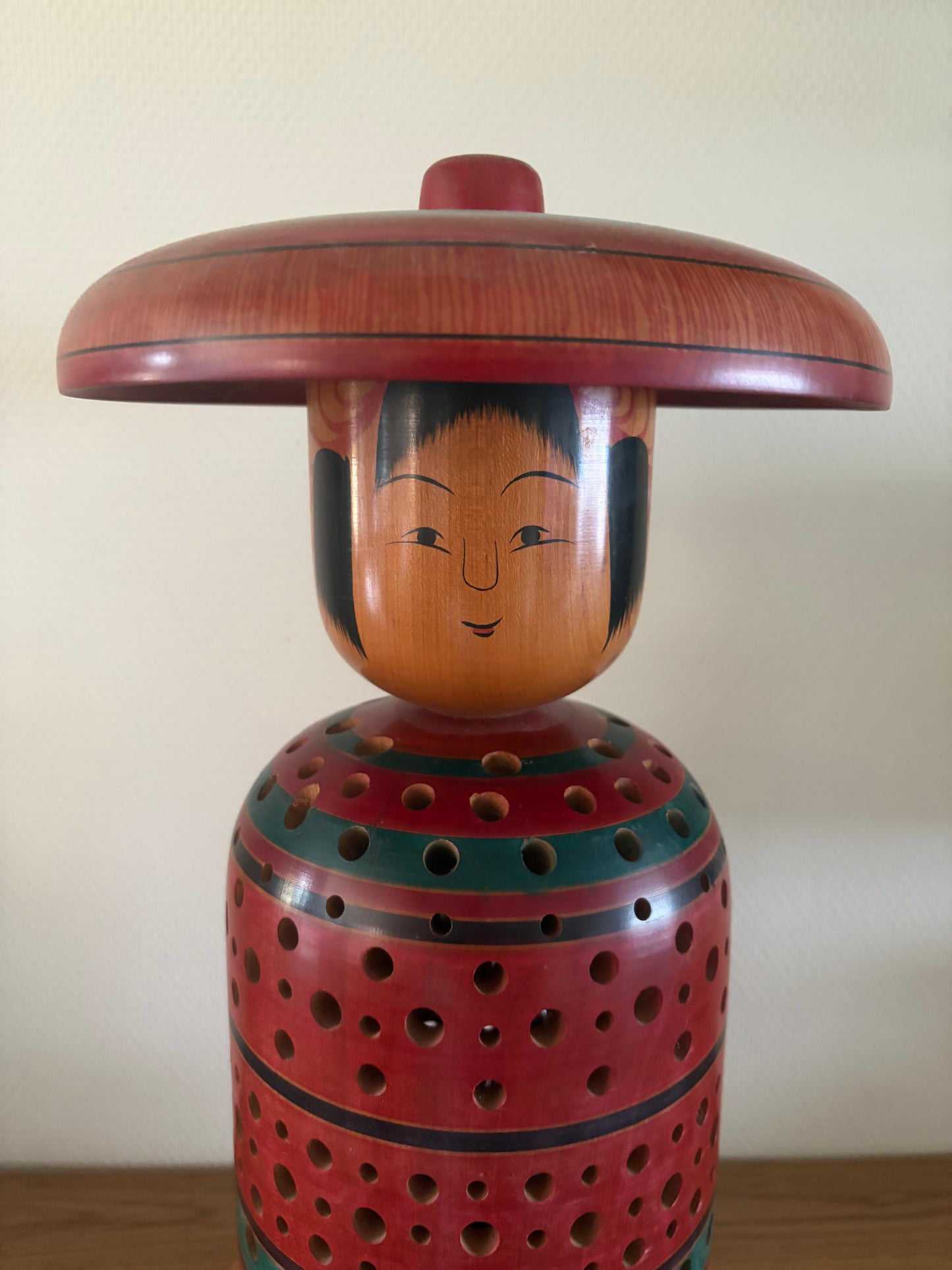 Exclusive one of kind Tsuchiyu kokeshi lamp by Yukinori Chennoh!