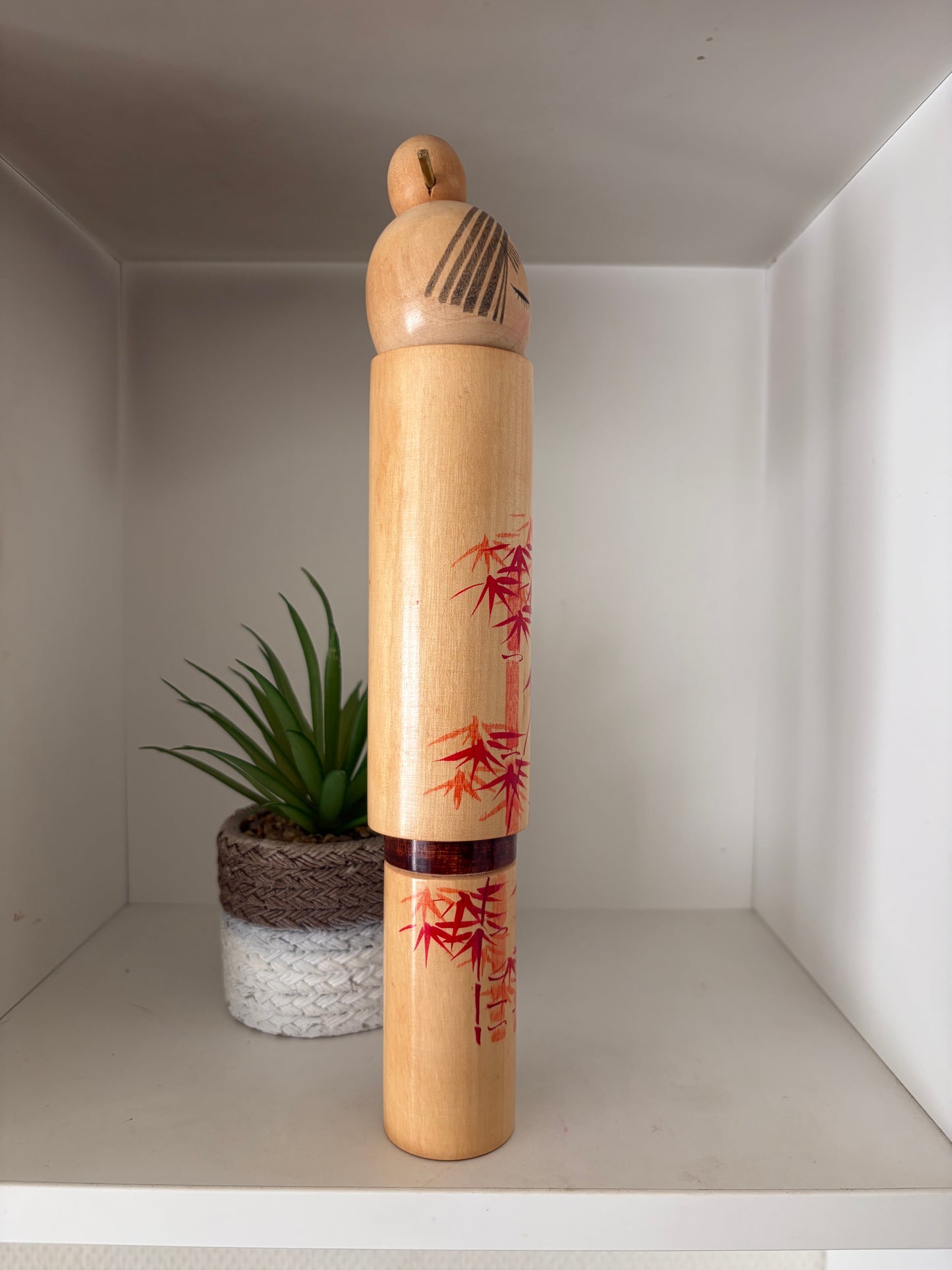 Vintage Sosaku kokeshi by Sato Suigai (1920-) - With box