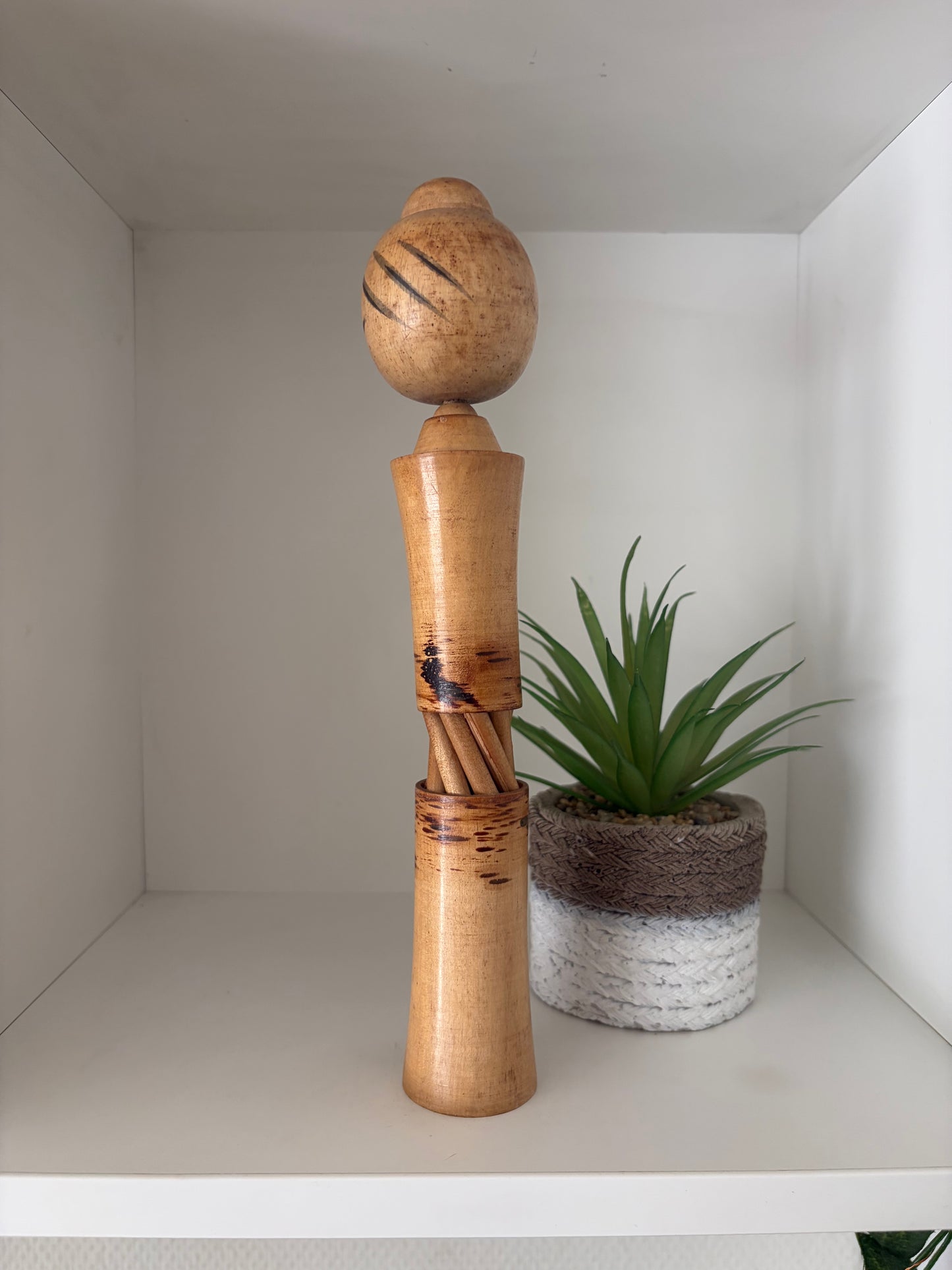 Vintage Sosaku kokeshi by Ryoichi