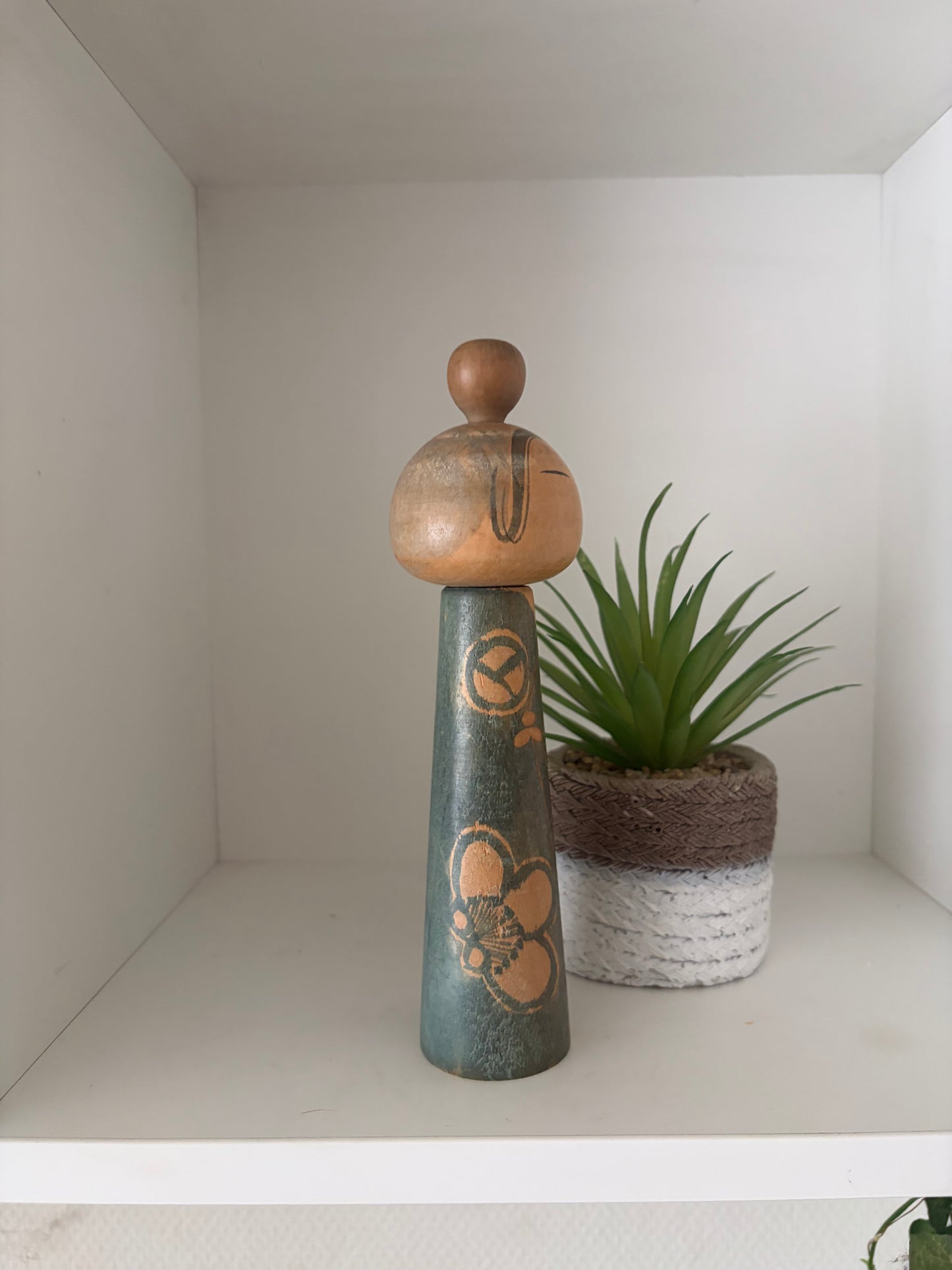 Vintage creative kokeshi by Issetsu Kuribayashi (1924-2011)