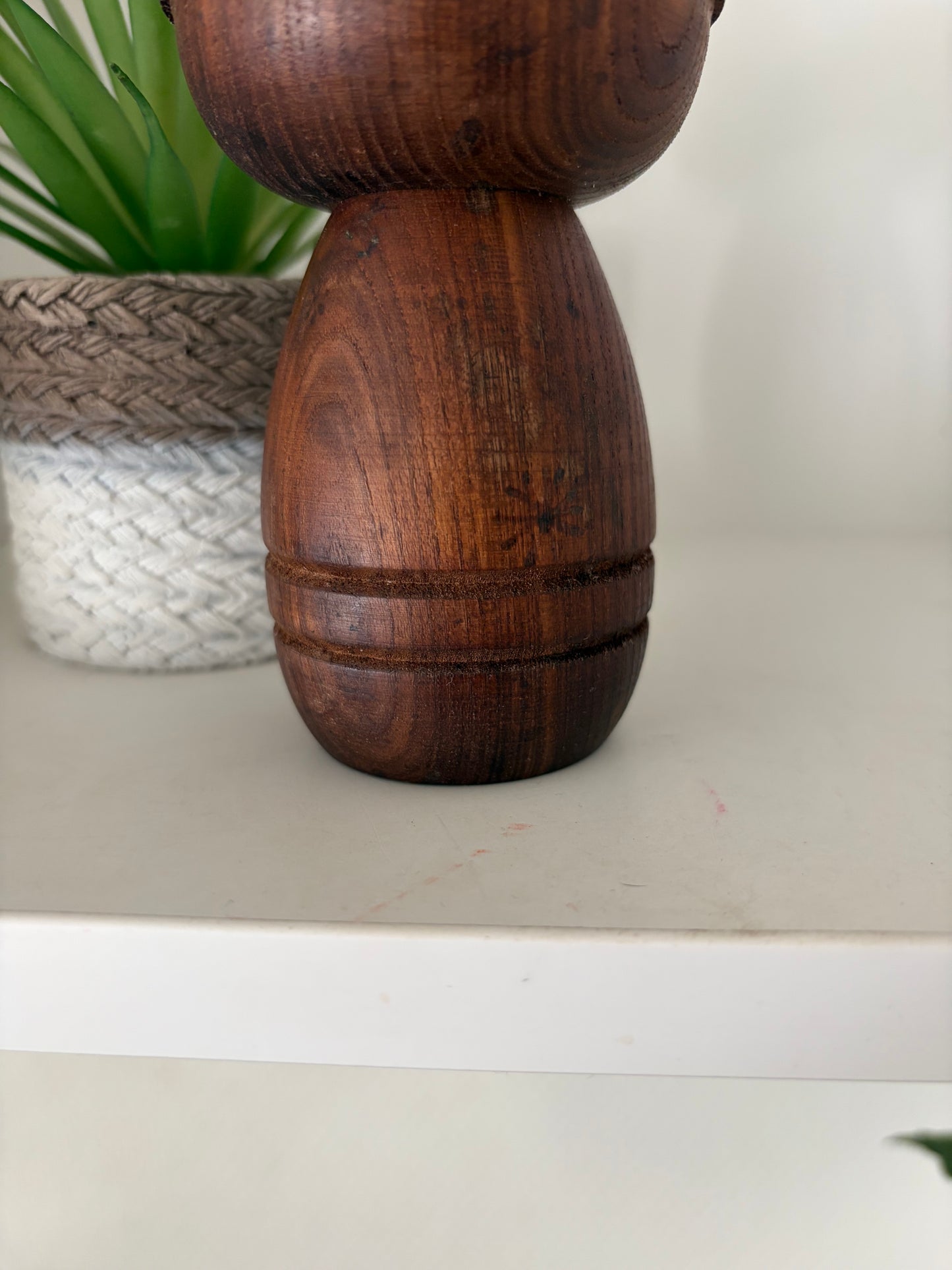 vintage Sosaku kokeshi mad by Sanpei Yamanaka (1926-2012)