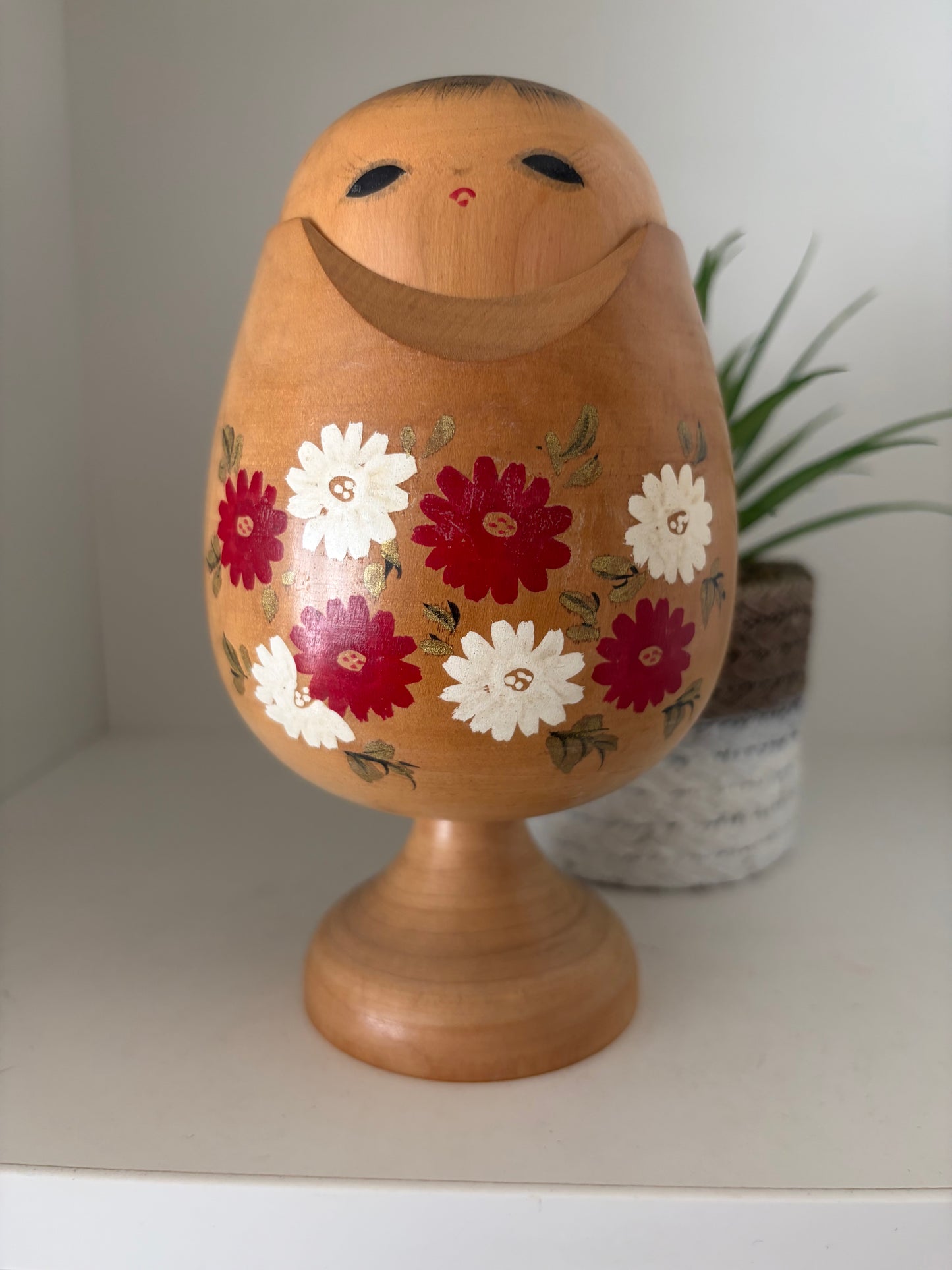 Vintage Sosaku kokeshi by Izumi Morijiro