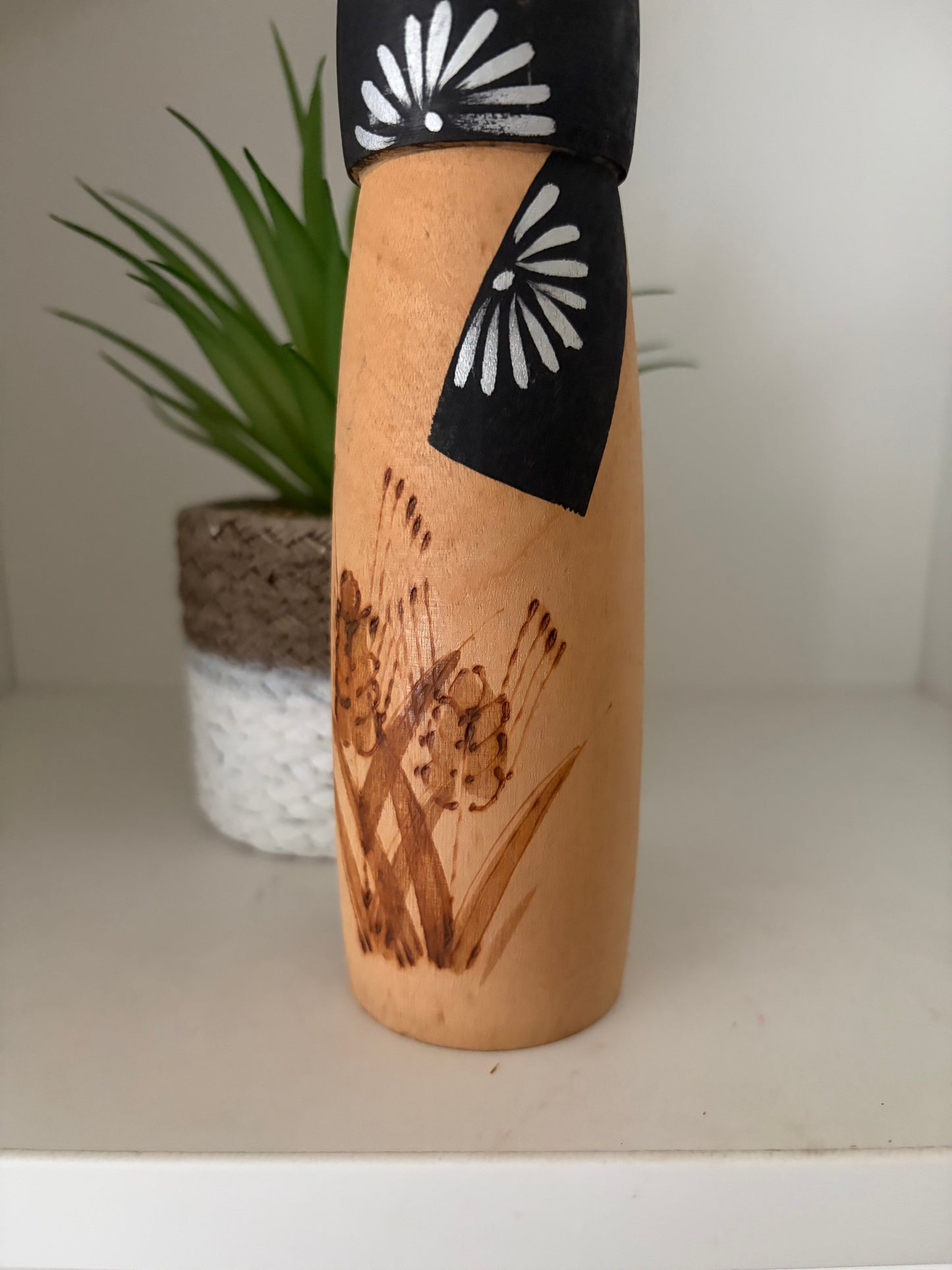 Vintage Sosaku Kokeshi made by Sato Suigai (1920-)