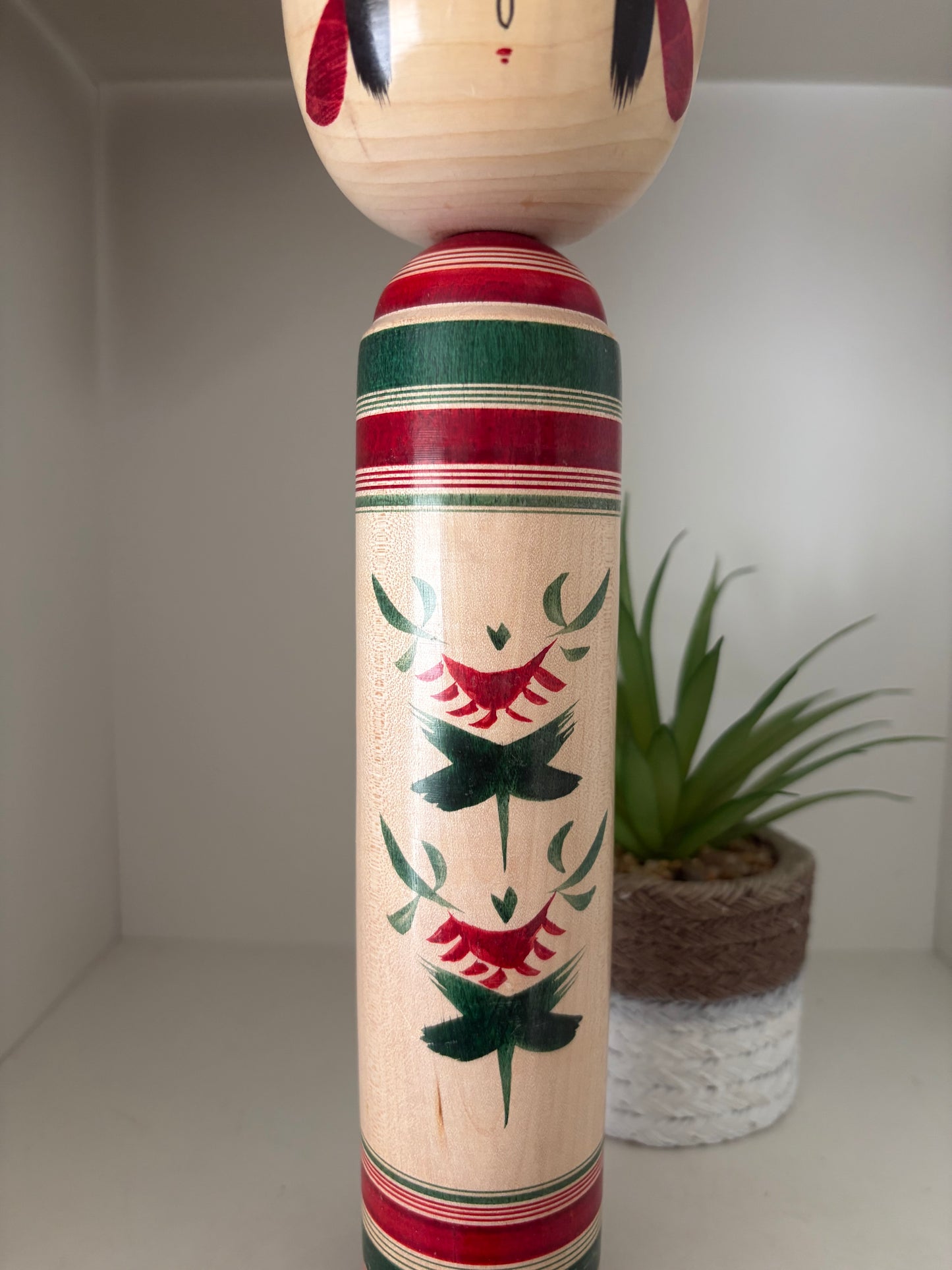 Vintage traditional Yamagata - Sakunami kei kokeshi by Kano Yasushi (1921- 2010)