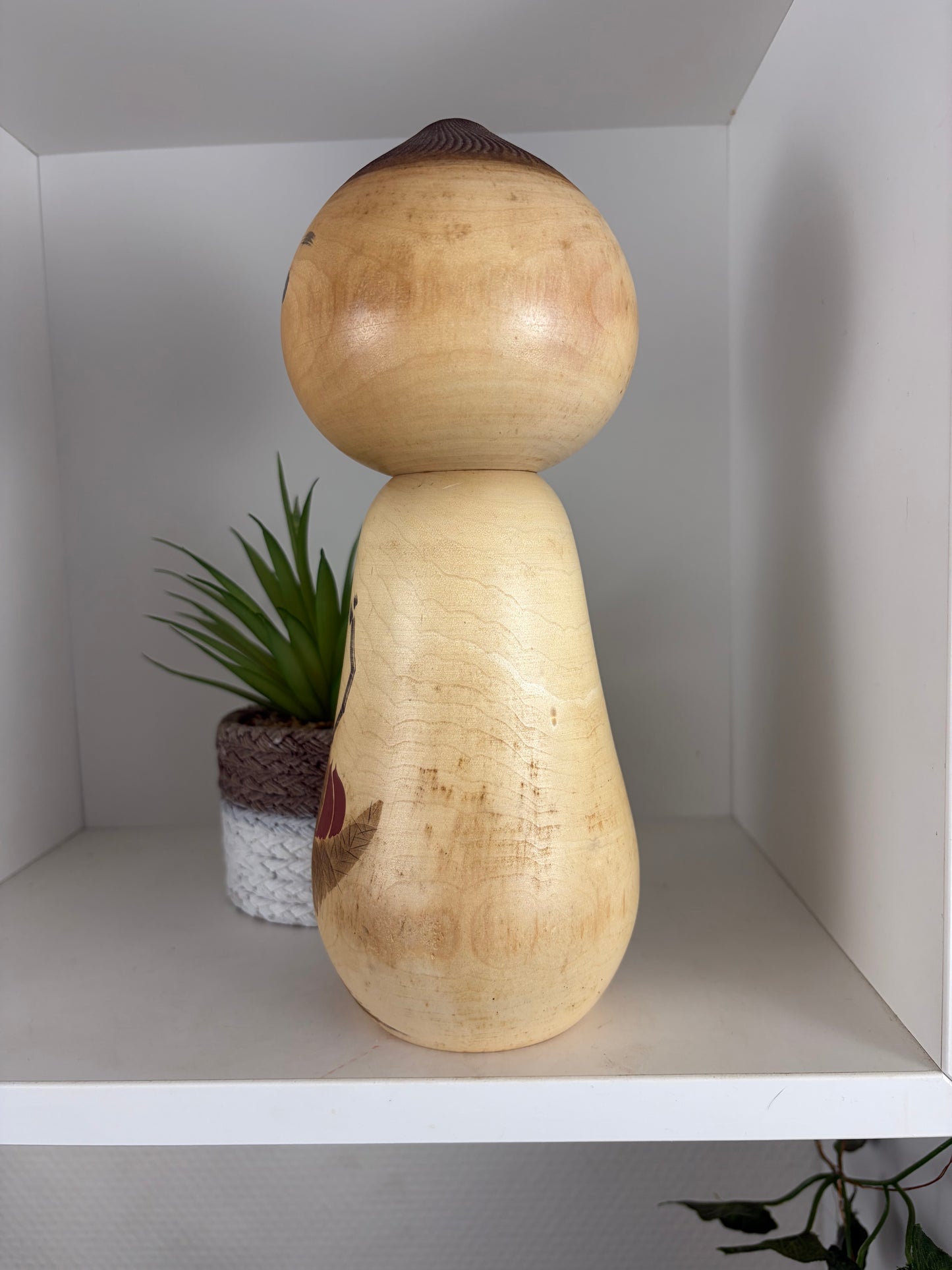Vintage Sosaku kokeshi by Masao Watanabe (1917-2007)