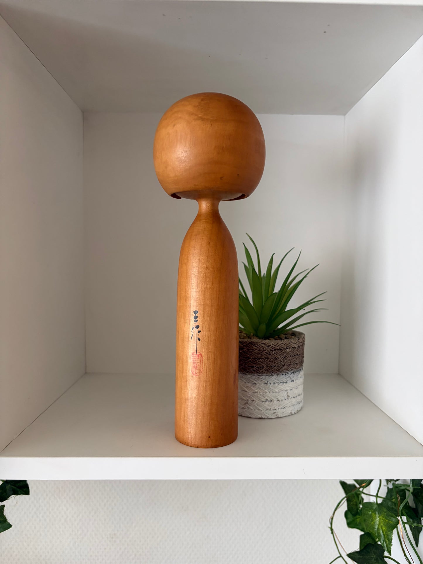 Exclusive Vintage kokeshi made by Sansaku Sekiguchi (1925-2018)