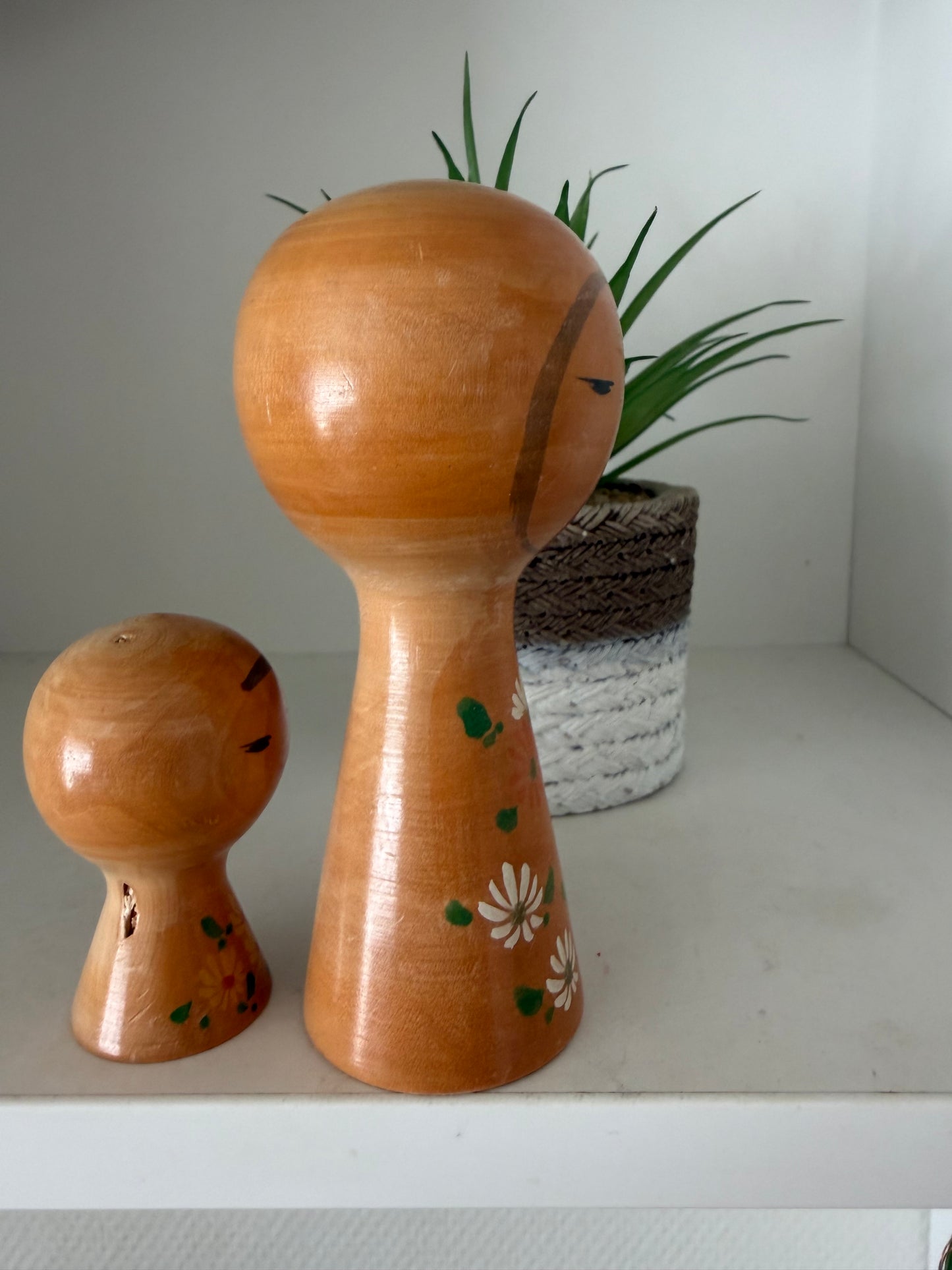 Vintage Sosaku kokeshi by Yajima Suiho (1915-) Mother and child