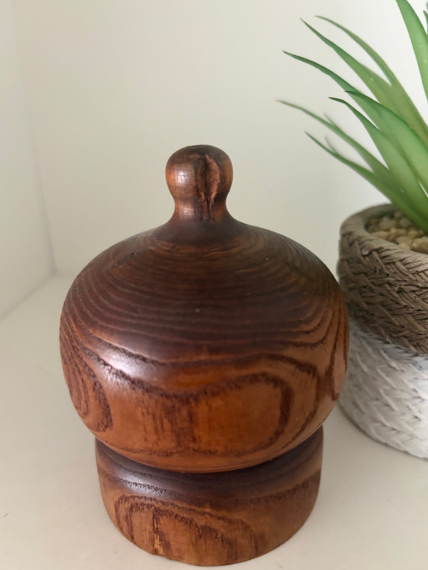 Rare creative kokeshi by Hideo Ishihara (1925-1999)