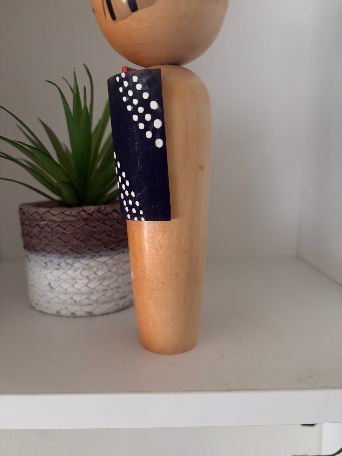 Elegant Vintage Sosaku kokeshi