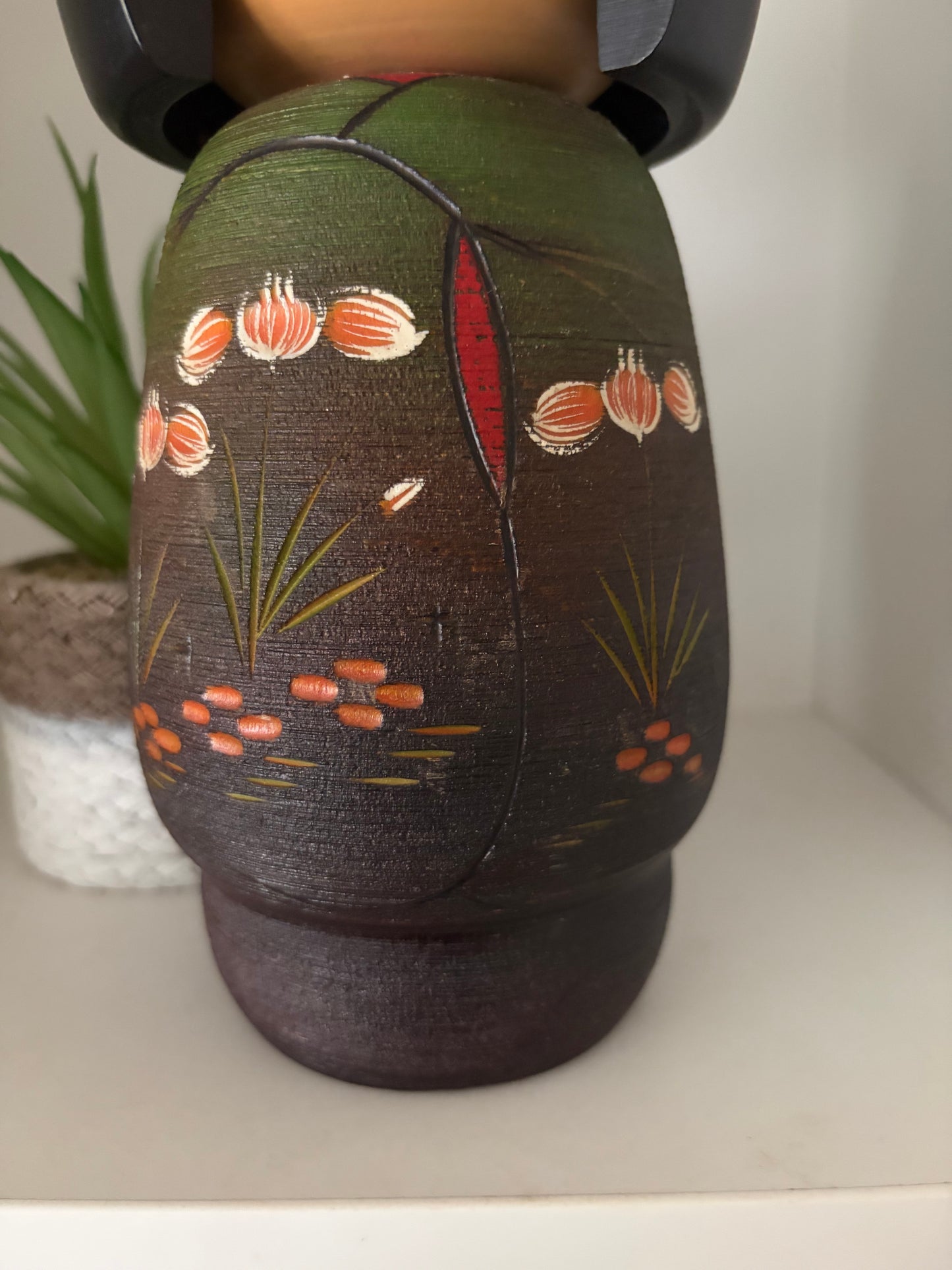 Vintage Gumma kokeshi by Masae Fujikawa (1942-2015)- 27cm
