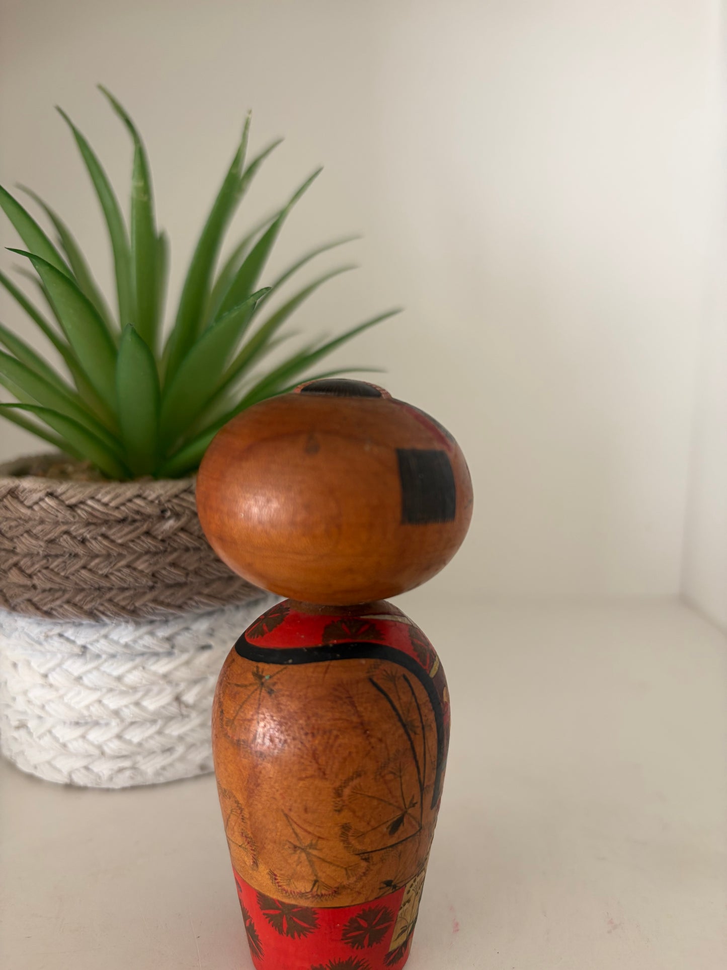 Exclusive Kijiyama kokeshi made by Takano Yohachi (1907-1994)