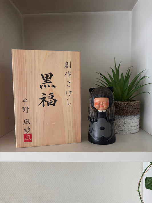 Exclusive one off a kind kokeshi by Nagisa Hirano!