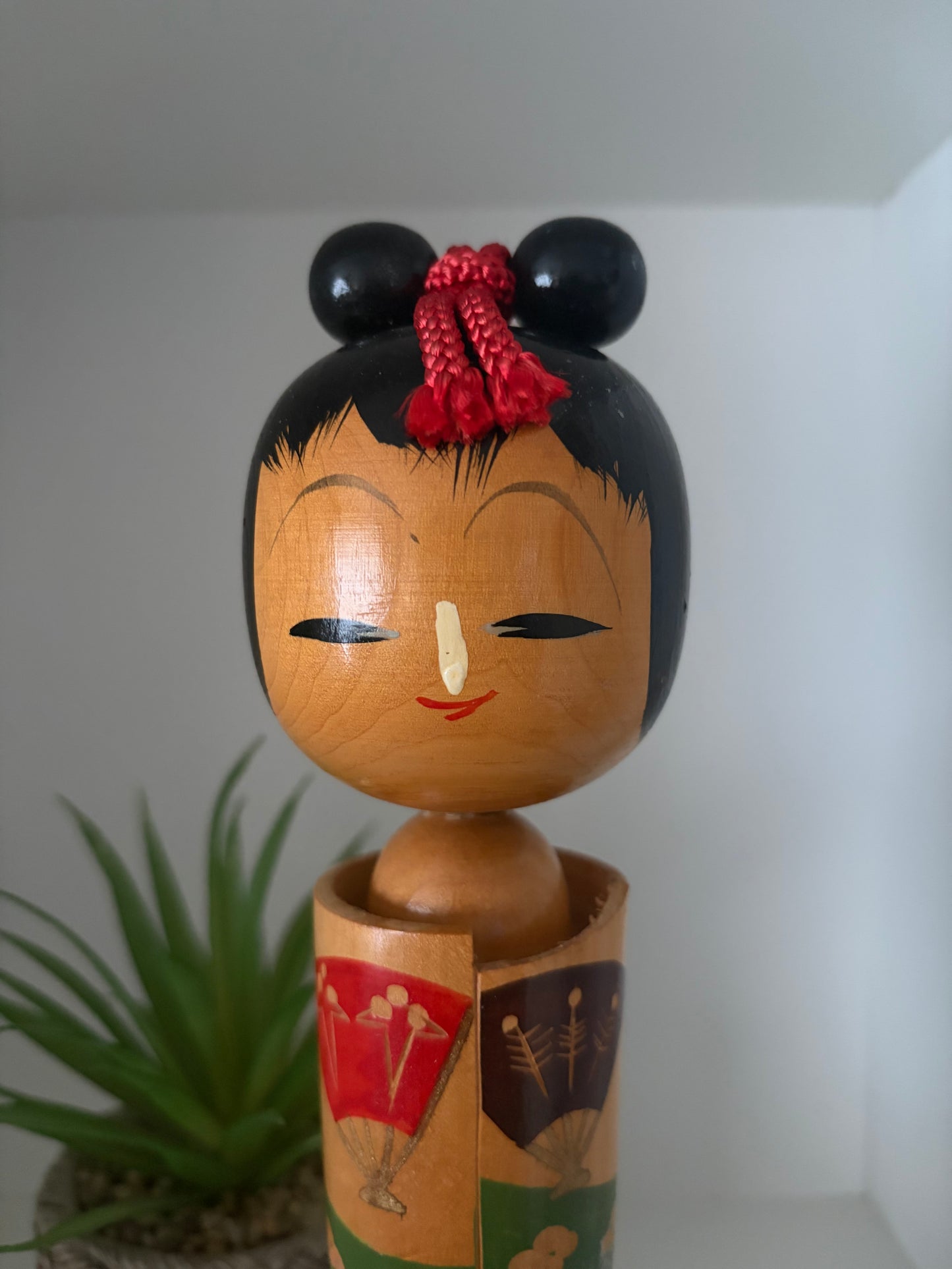 Vintage Sosaku kokeshi by Misui