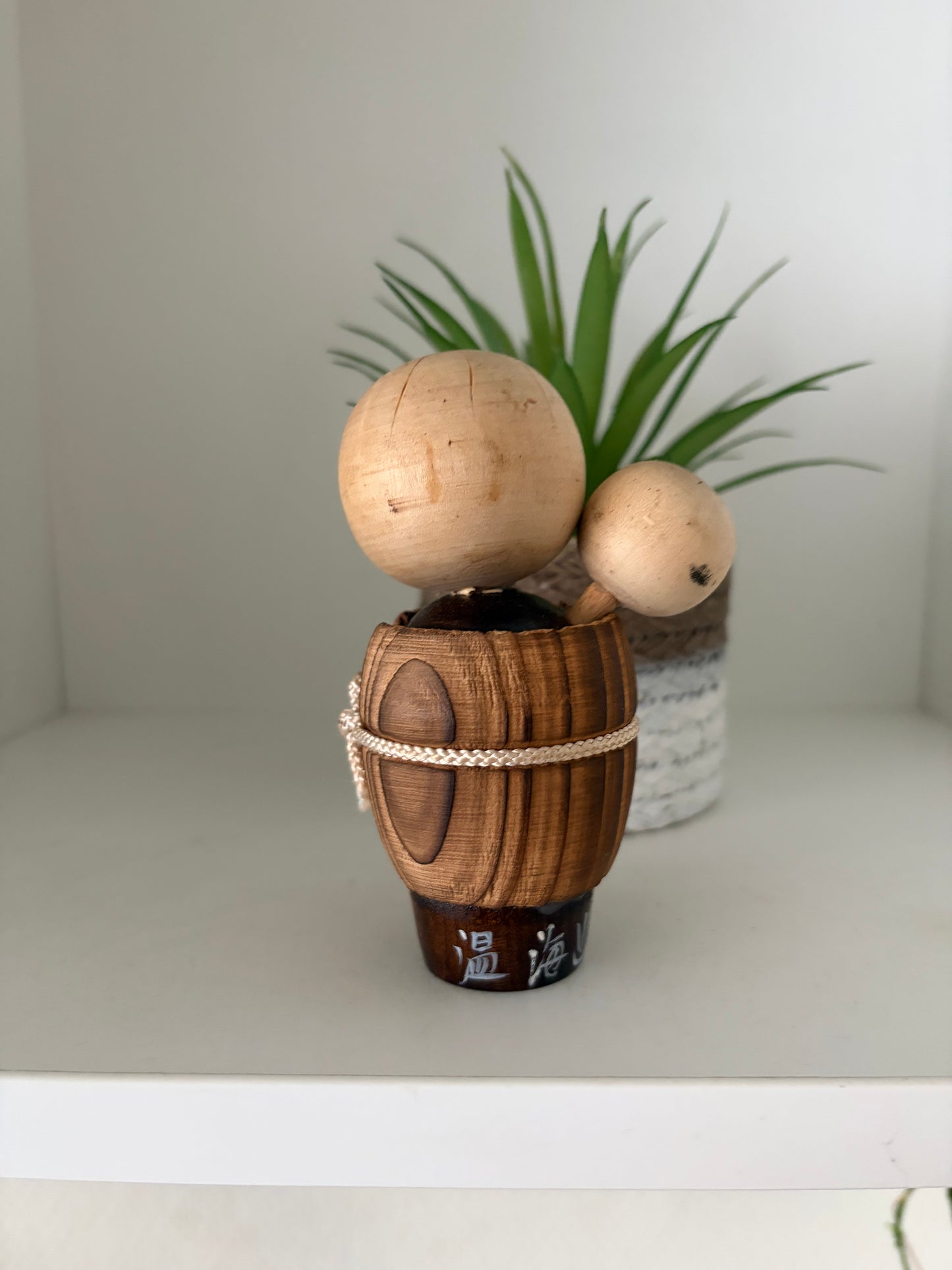 Vintage sosaku kokeshi mother and child.