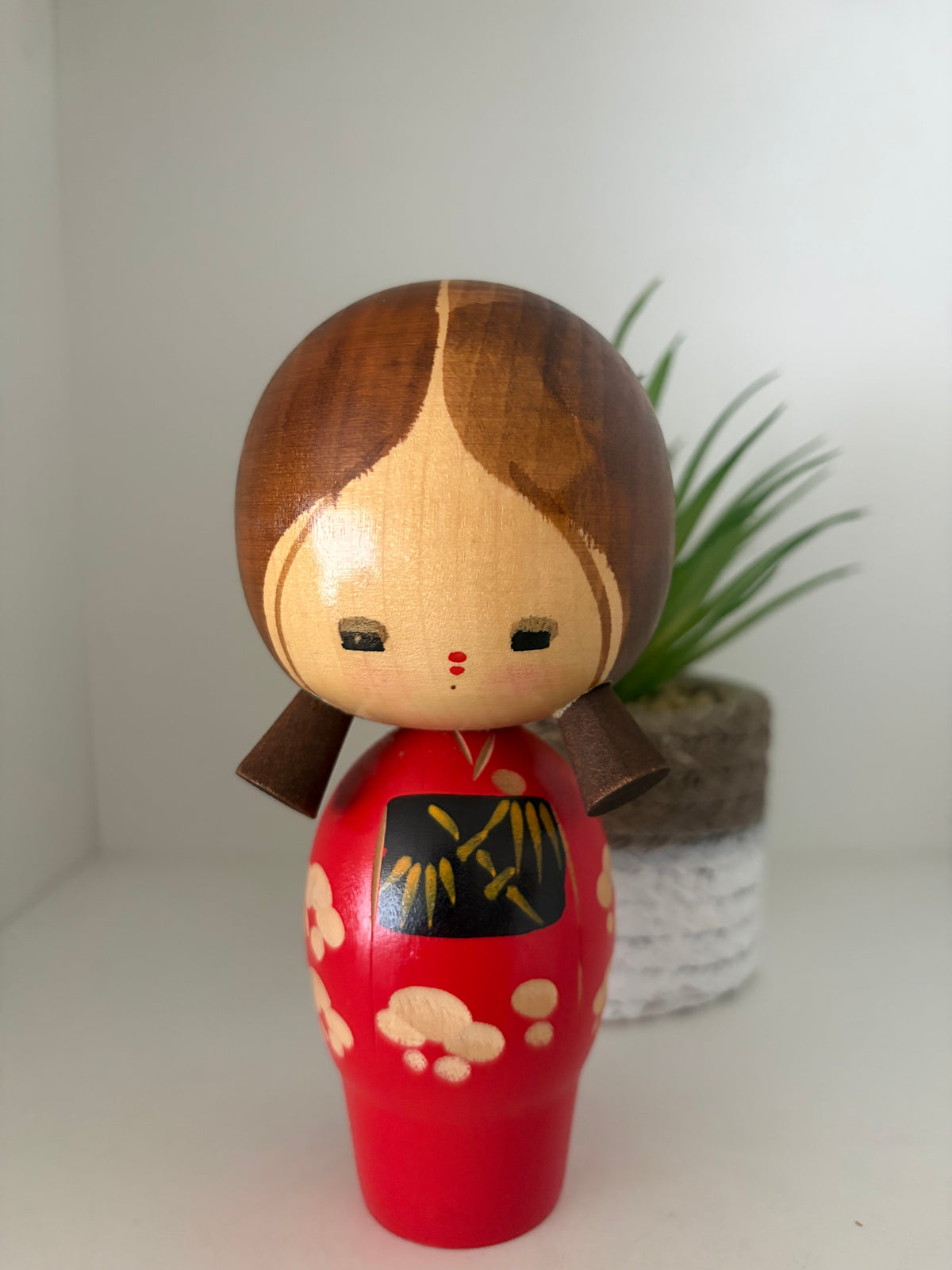 Vintage Sosaku kokeshi by Takahashi Toshiharu