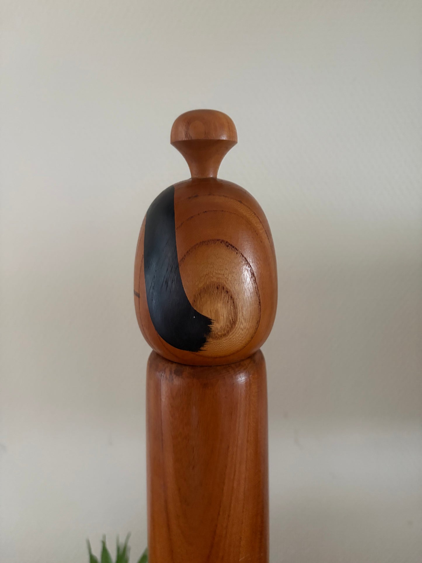 Vintage Sosaku kokeshi by Toa Sekiguchi (1942-)