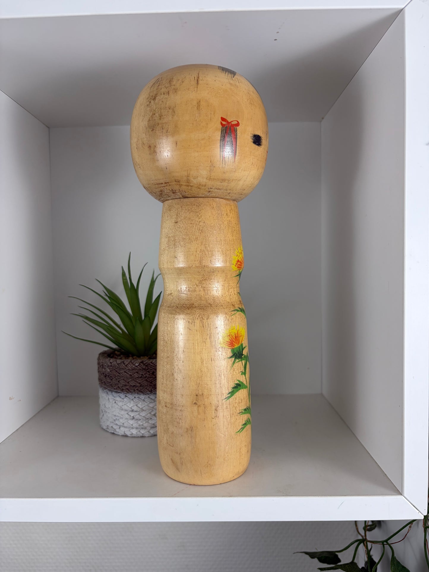 Rare vintage Sosaku kokeshi by Aida Seiho (Harumine) (1926-1998)