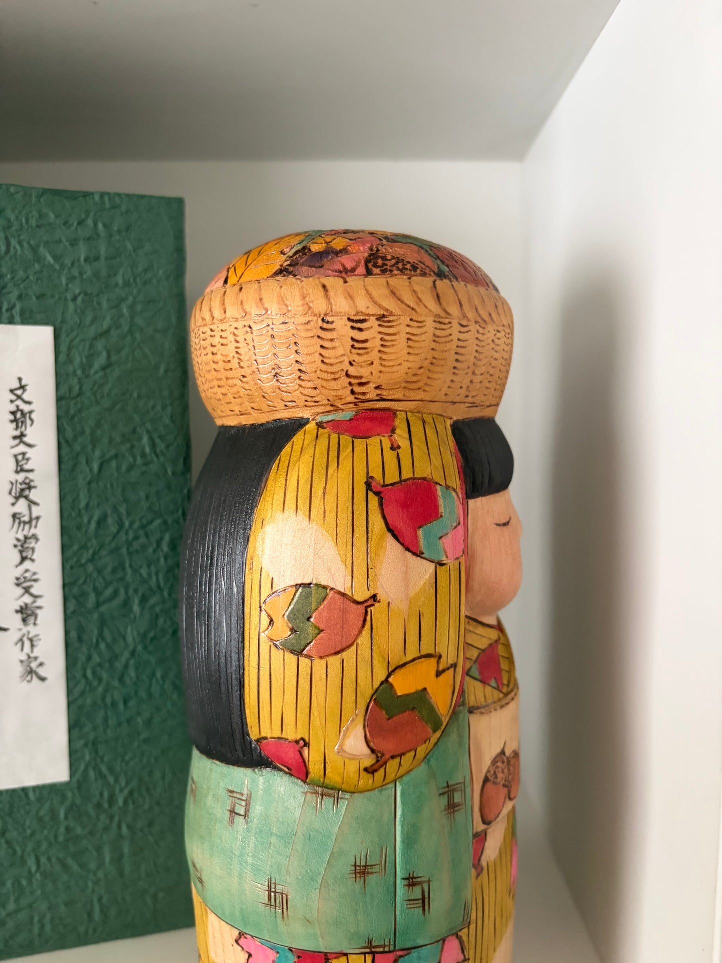 One of a kind kokeshi by Yuko Yamazaki - With box