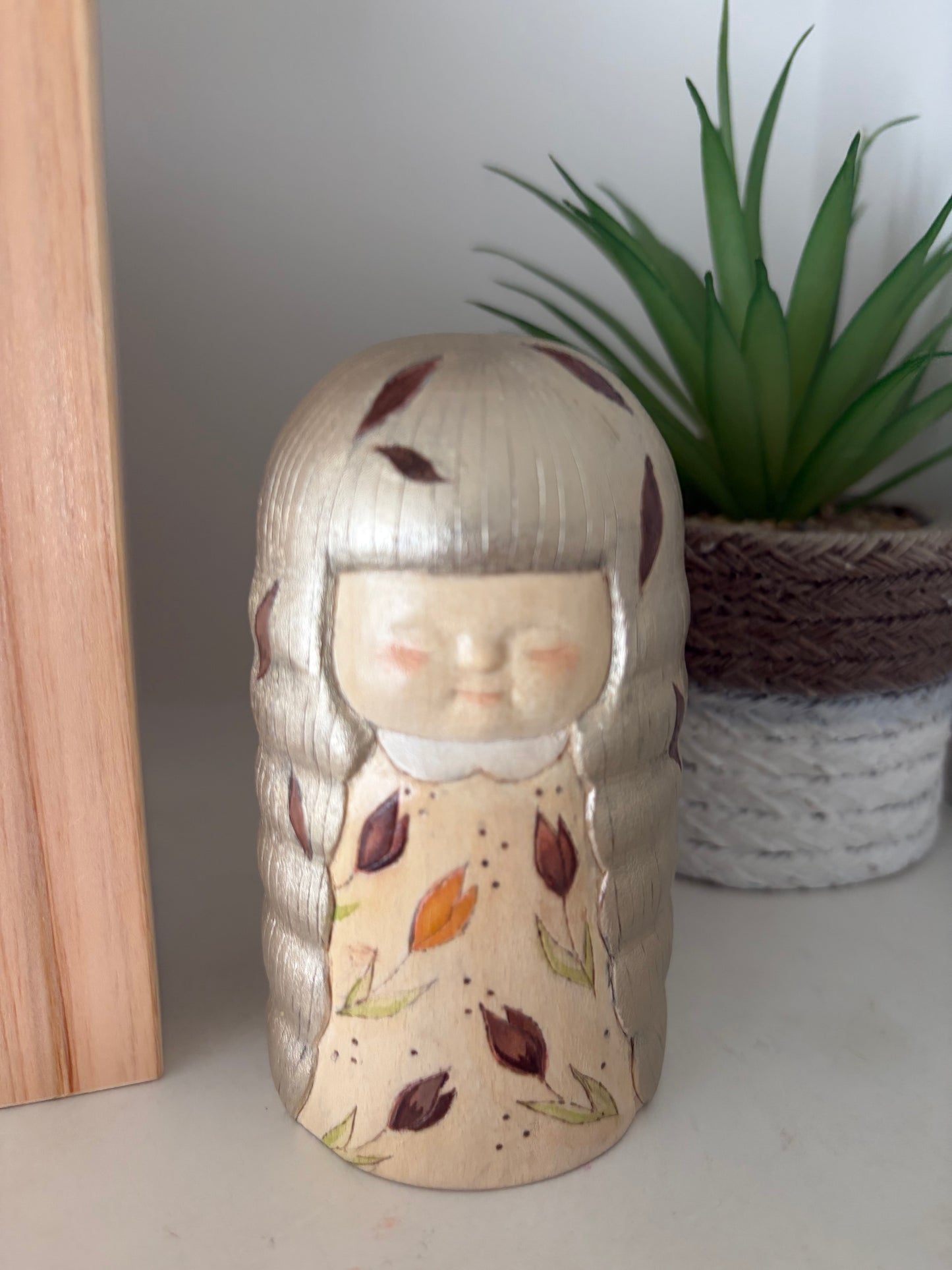 Exclusive one off a kind kokeshi by Nagisa Hirano!