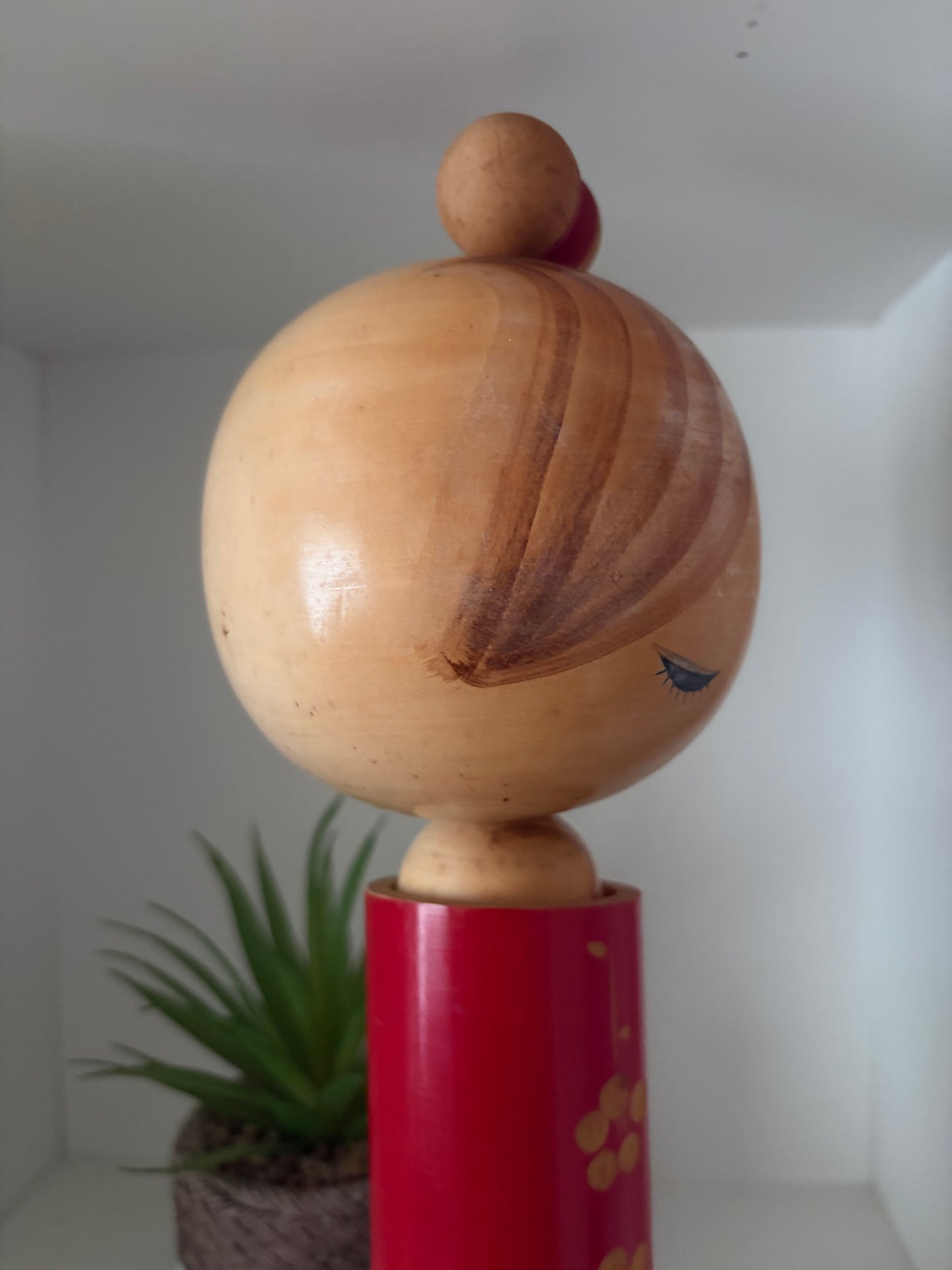 vintage sosaku kokeshi by Kazuo Takamizawa (1927-).