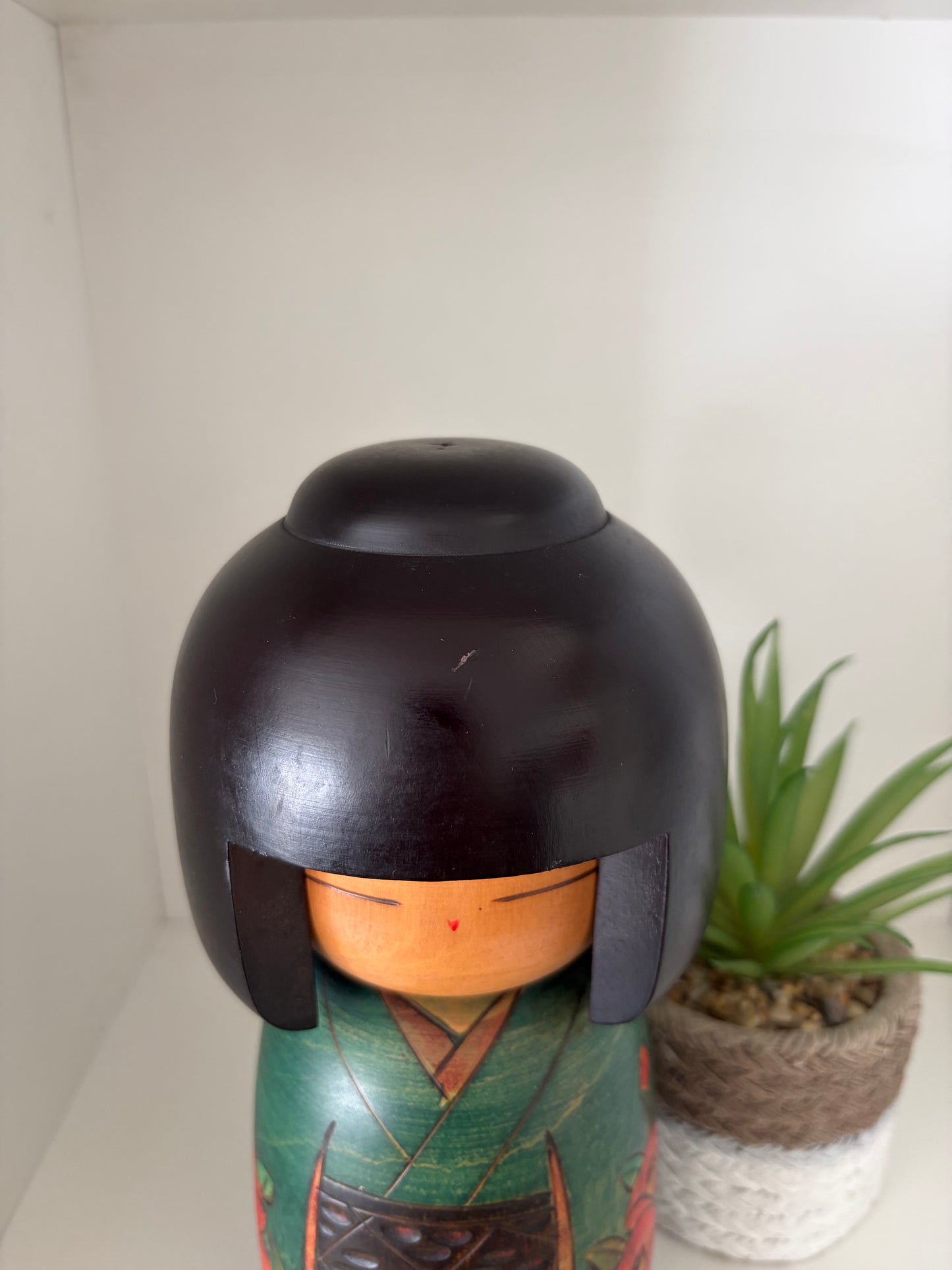 Vintage Sosaku Kokeshi made by Sato Suigai (1920-)