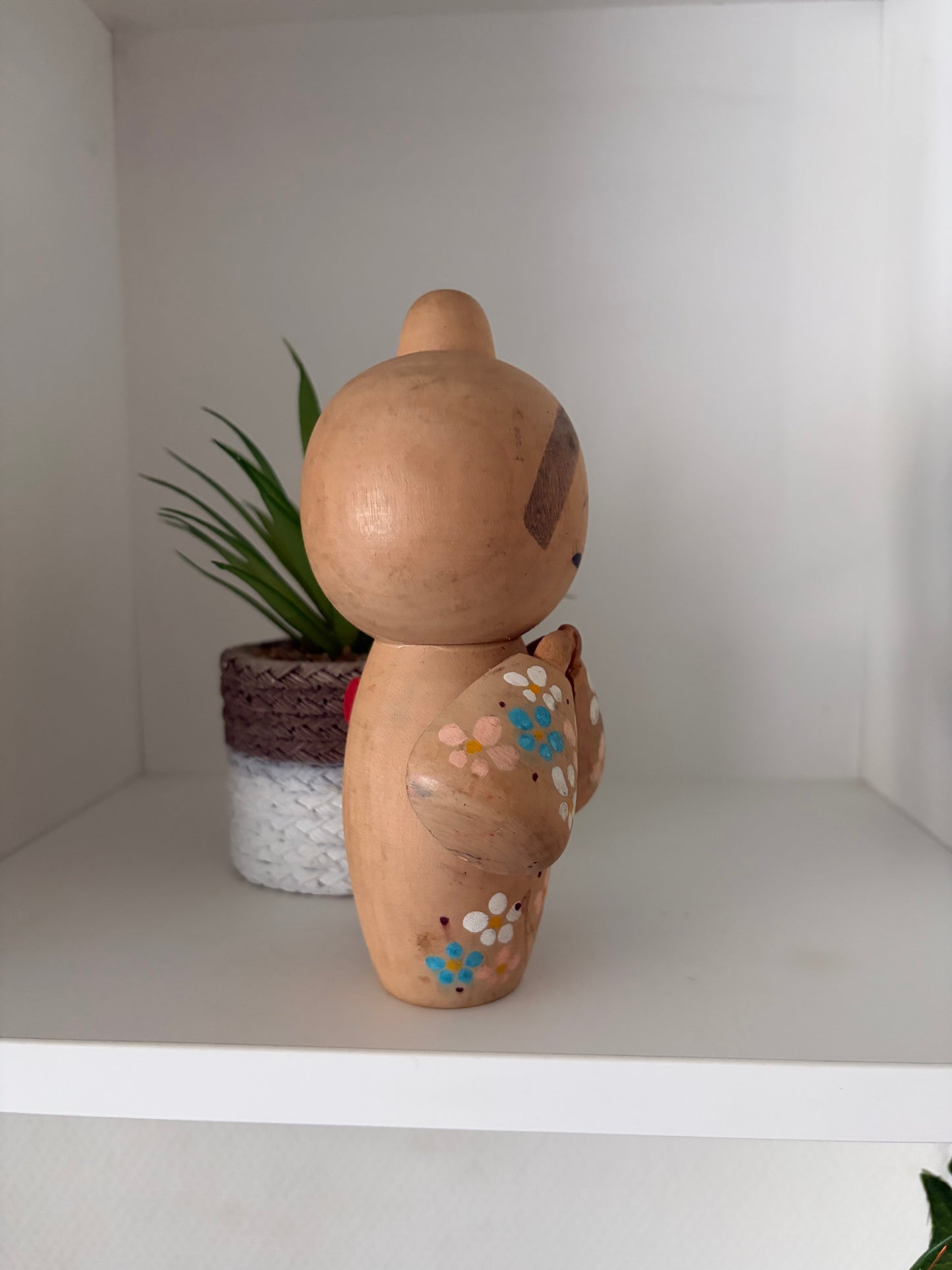 Lovely rare vintage Sosaku kokeshi by Aoki Ryoka (1931-)