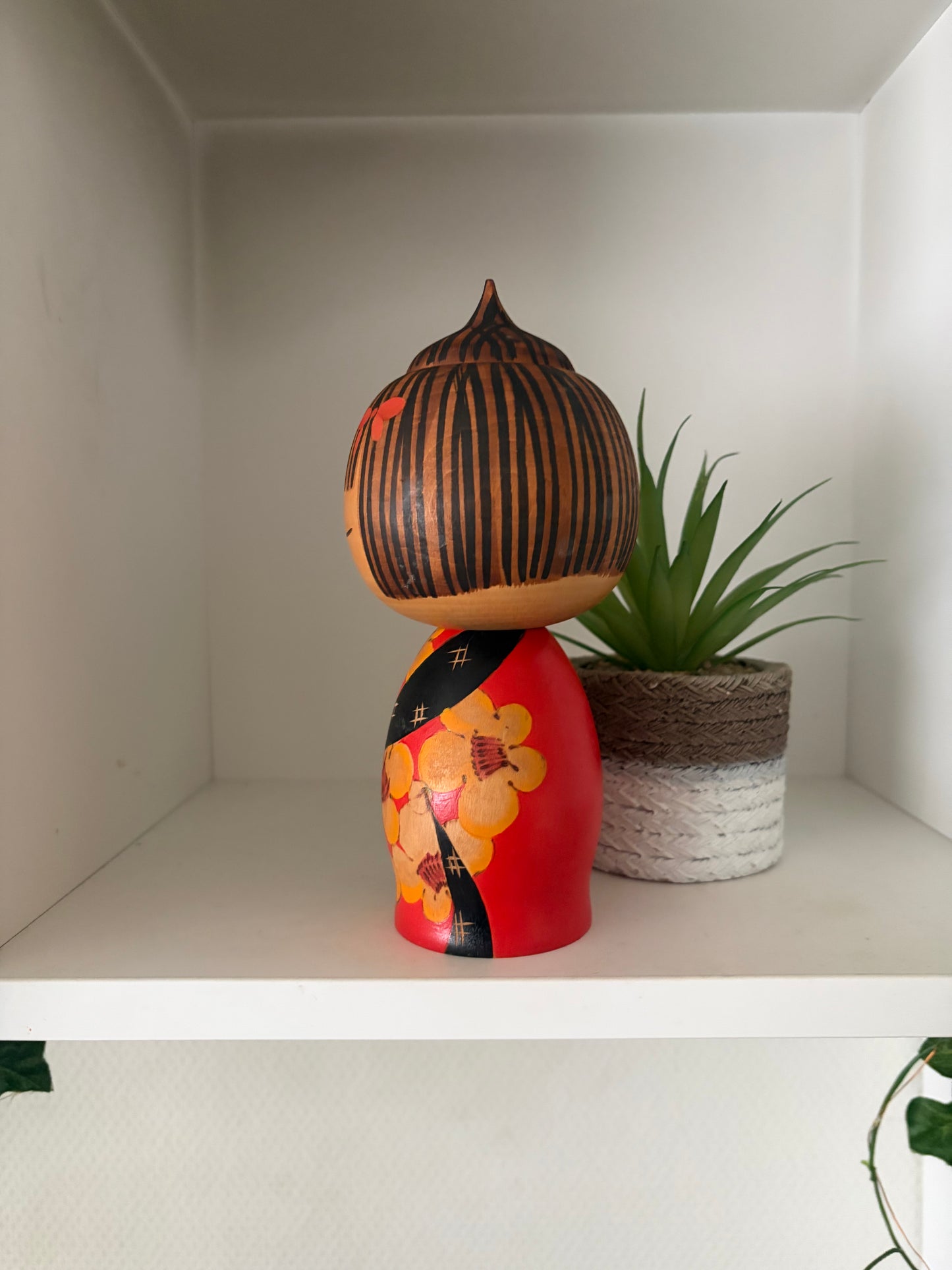 Rare vintage Sosaku kokeshi by Yuji Kawase (1938-)