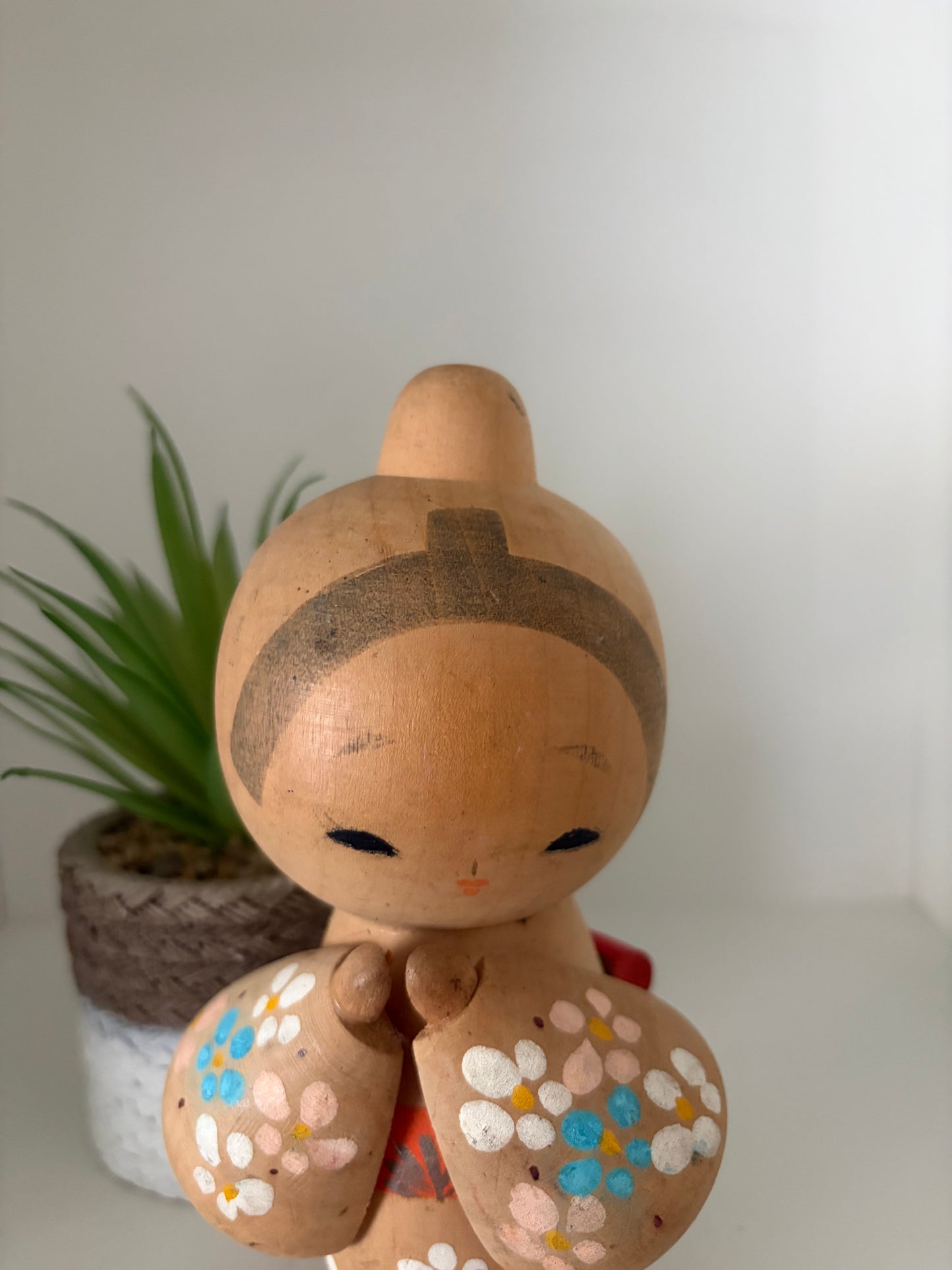 Lovely rare vintage Sosaku kokeshi by Aoki Ryoka (1931-)