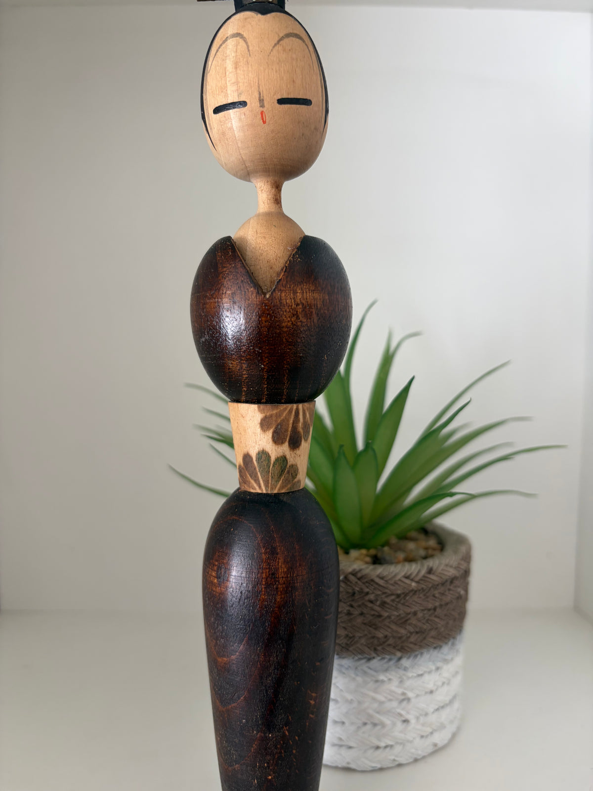 Vintage Sosaku Kokeshi made by Shozan Shido (1932-1995)