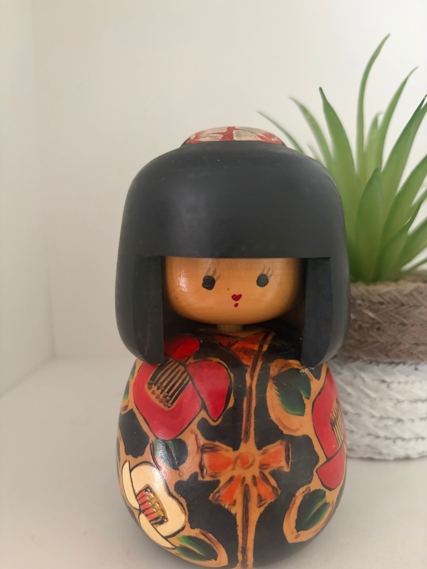 Vintage Sosaku kokeshi by Miyama Keiji