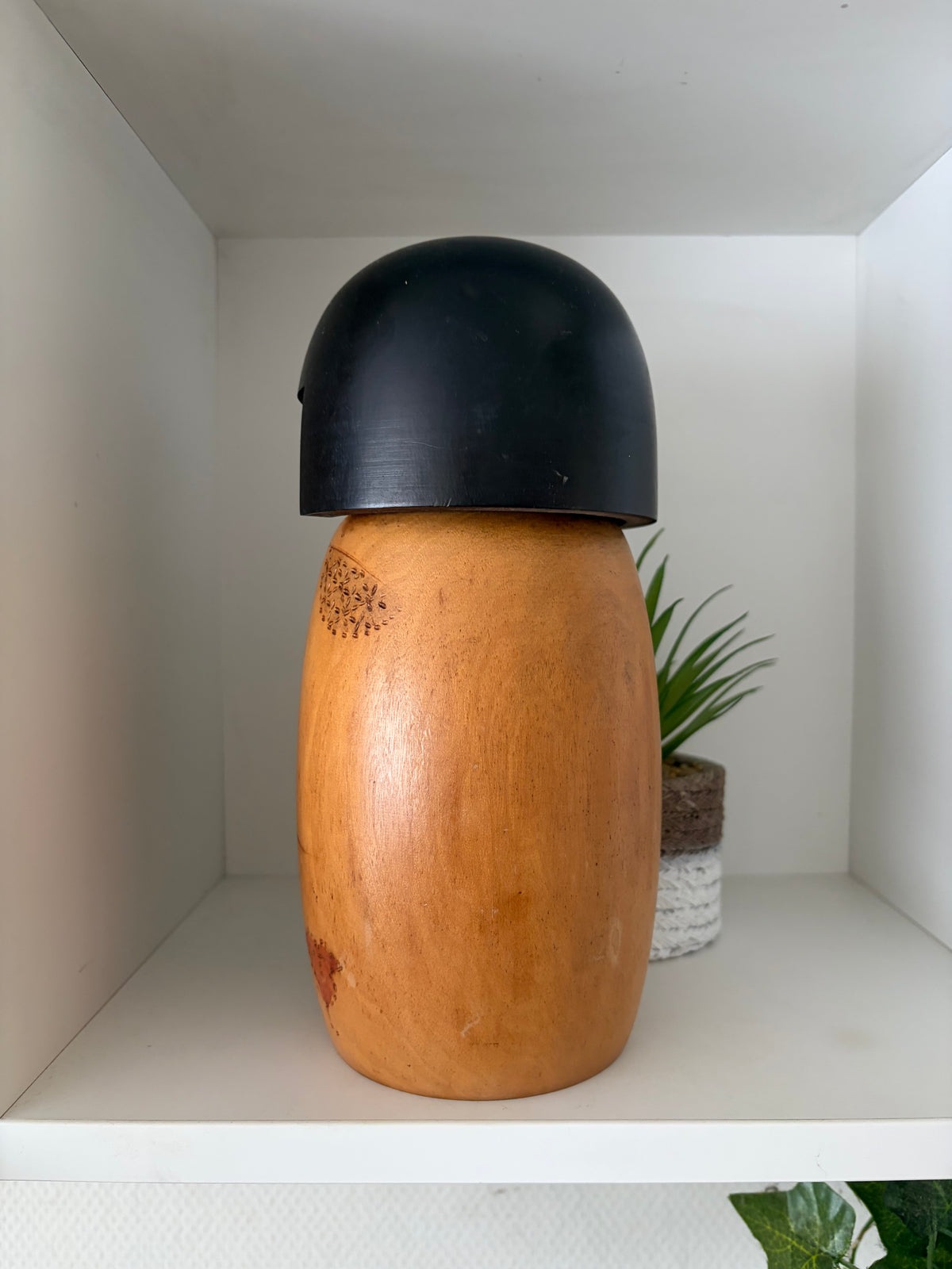 Rare vintage Gumma kokeshi by Uchida Shinichiro