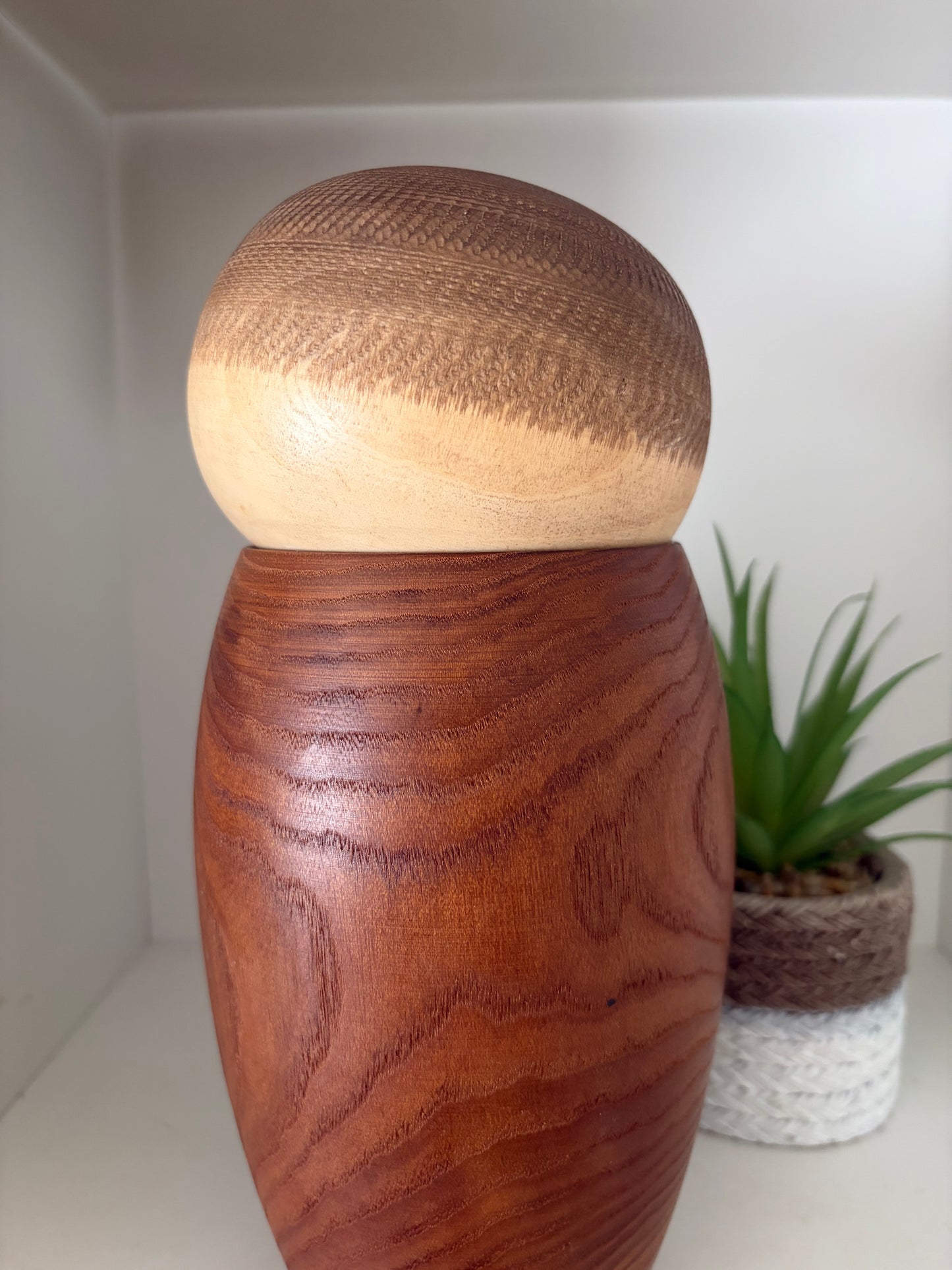 Vintage Sosaku Kokeshi made By Watanabe Masao (1917-2007)