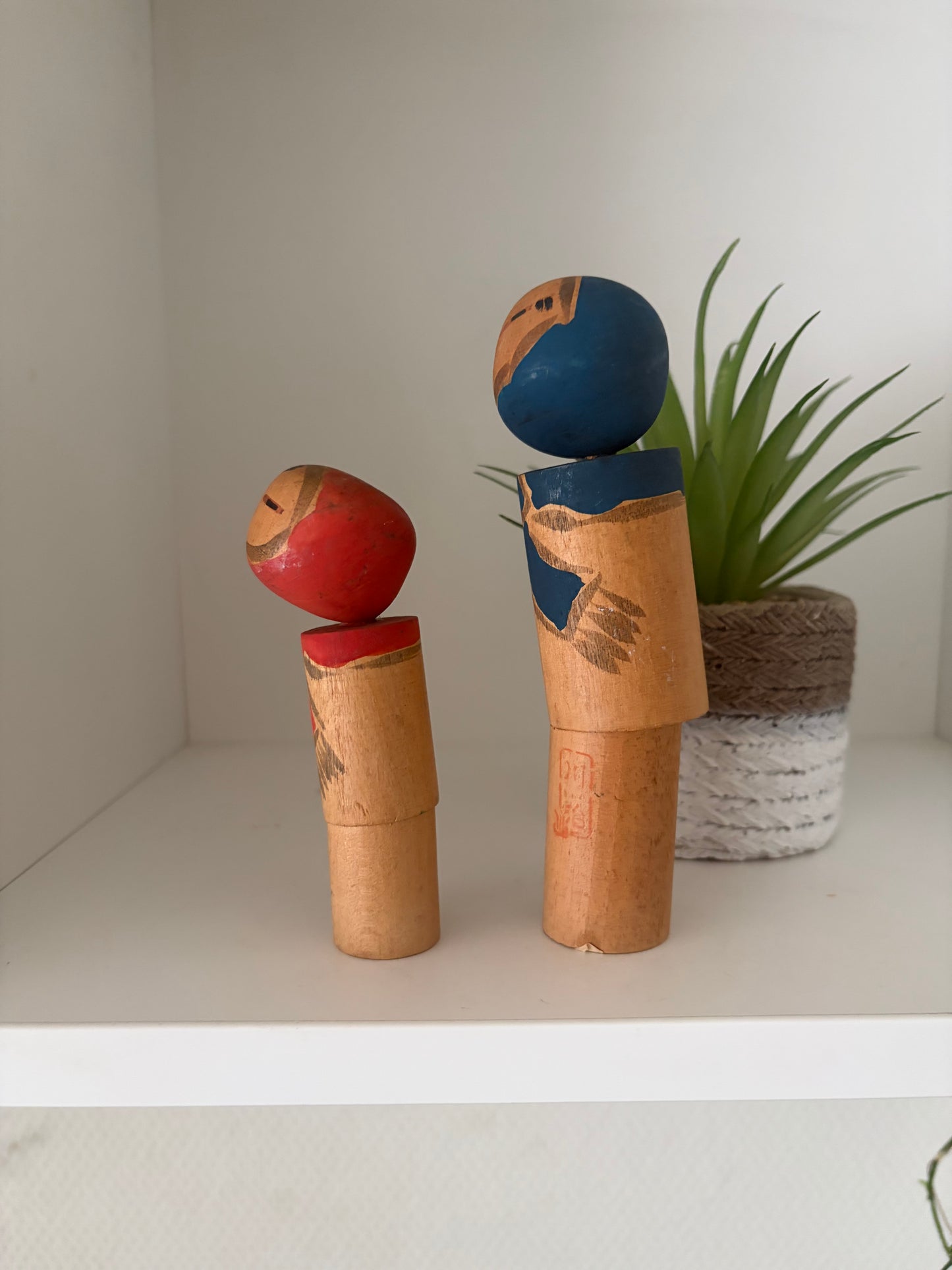 Vintage Mother and Child kokeshi by Kiyohara Takao