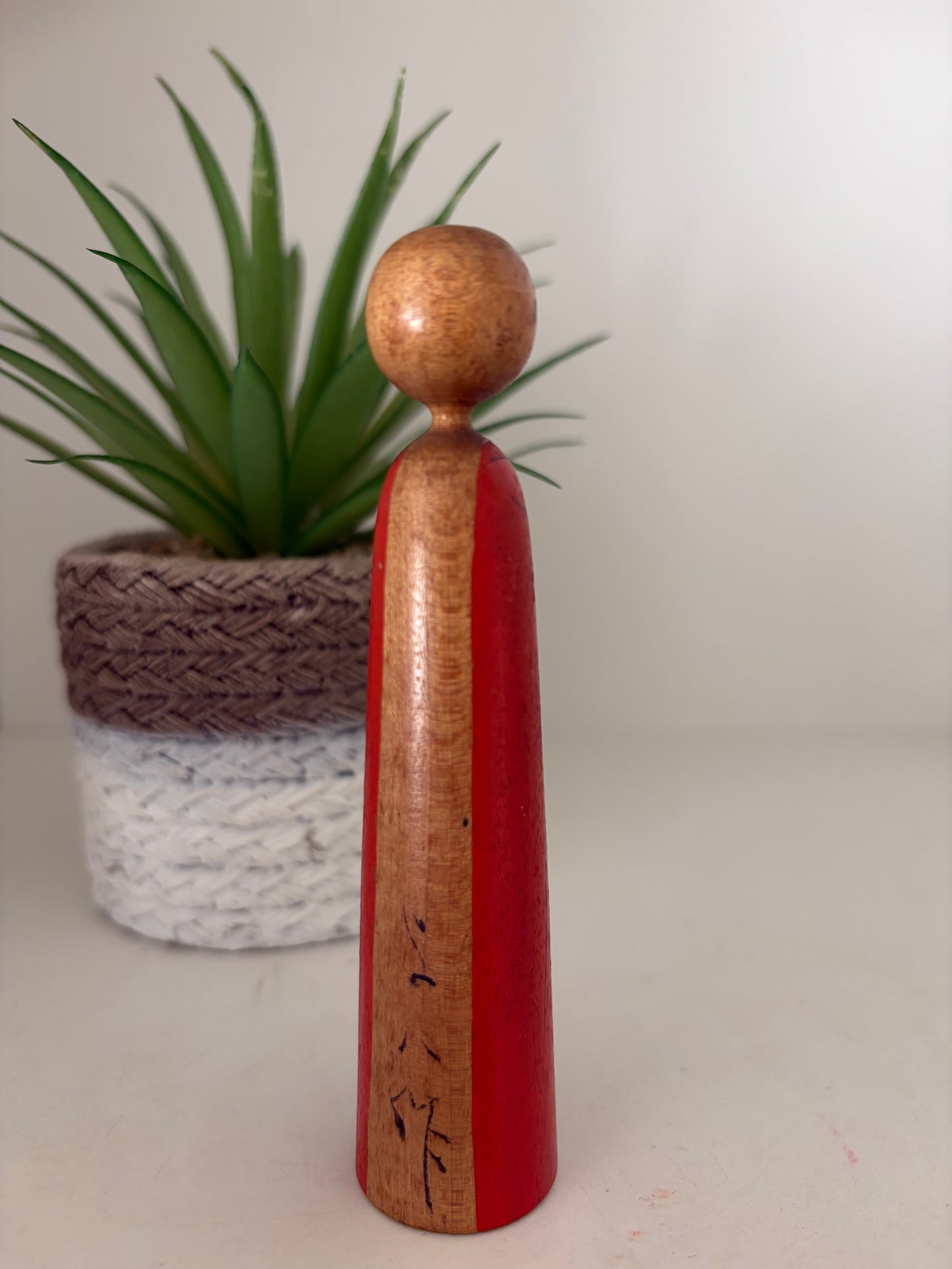 Exclusive Kijiyama kokeshi made by Takano Yohachi (1907-1994)