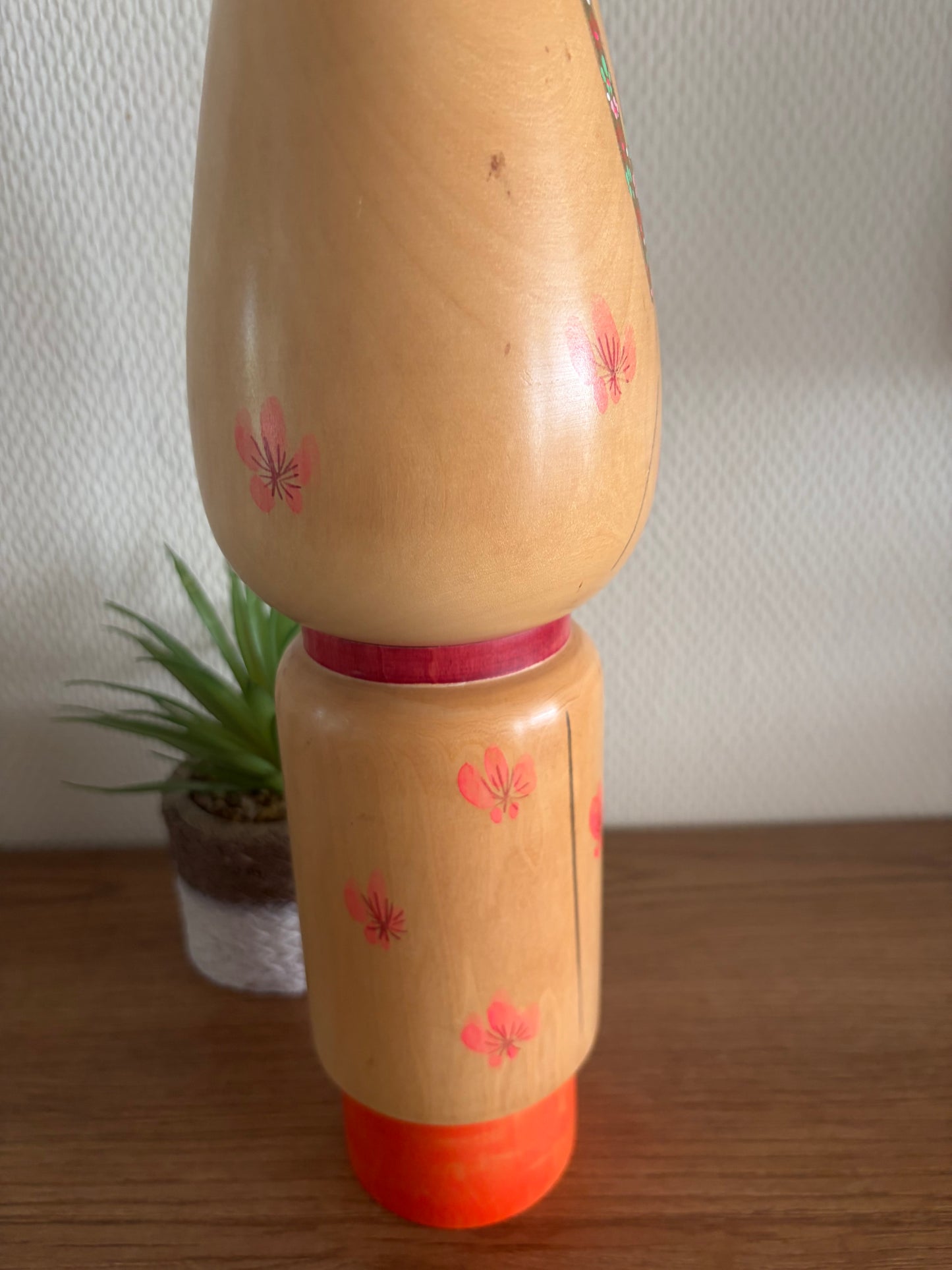 Rare vintage Sosaku kokeshi by Takahashi Hashime (1918-2002)