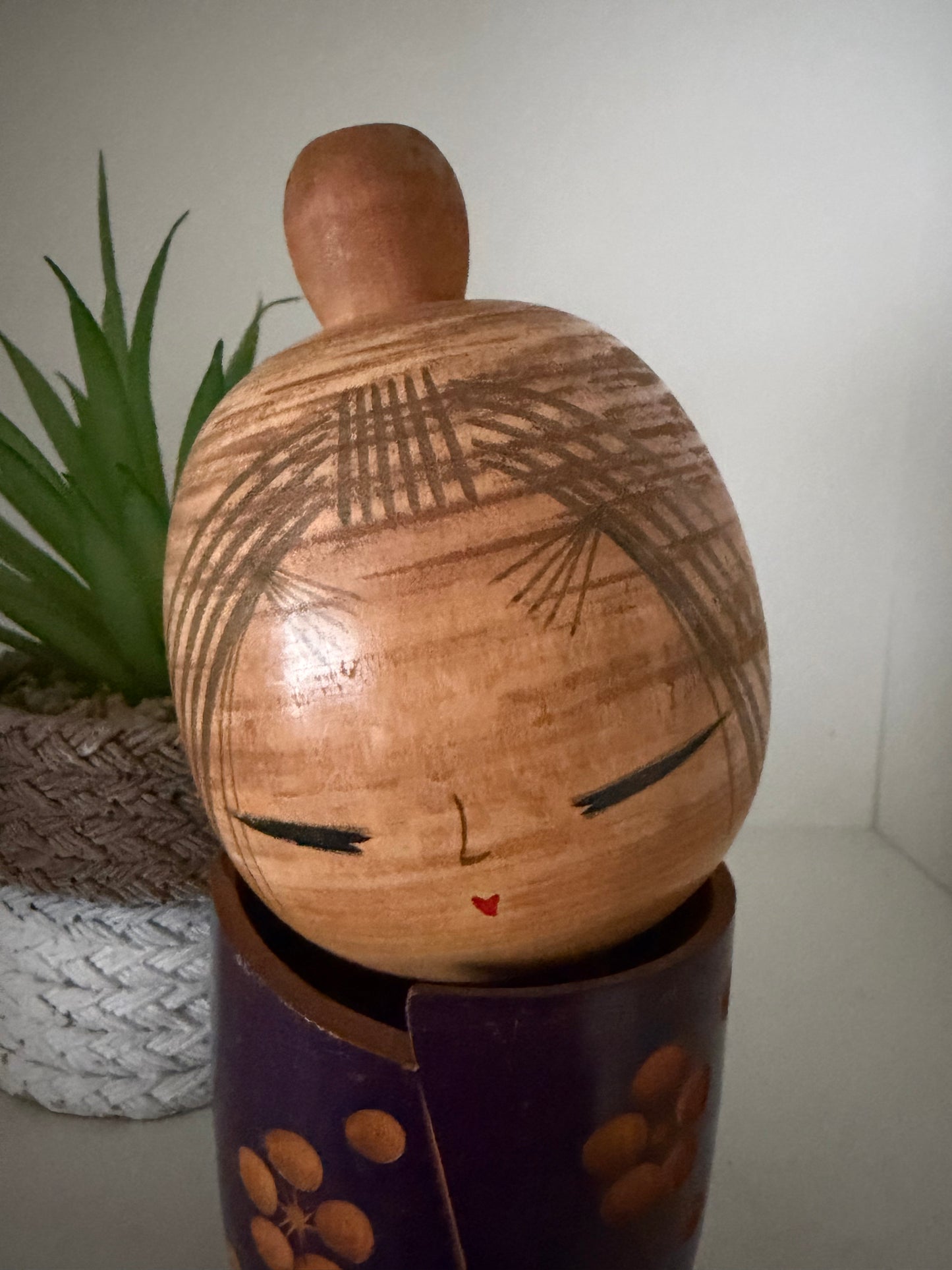 Vintage Sosaku kokeshi by Sato Suigai (1920-)