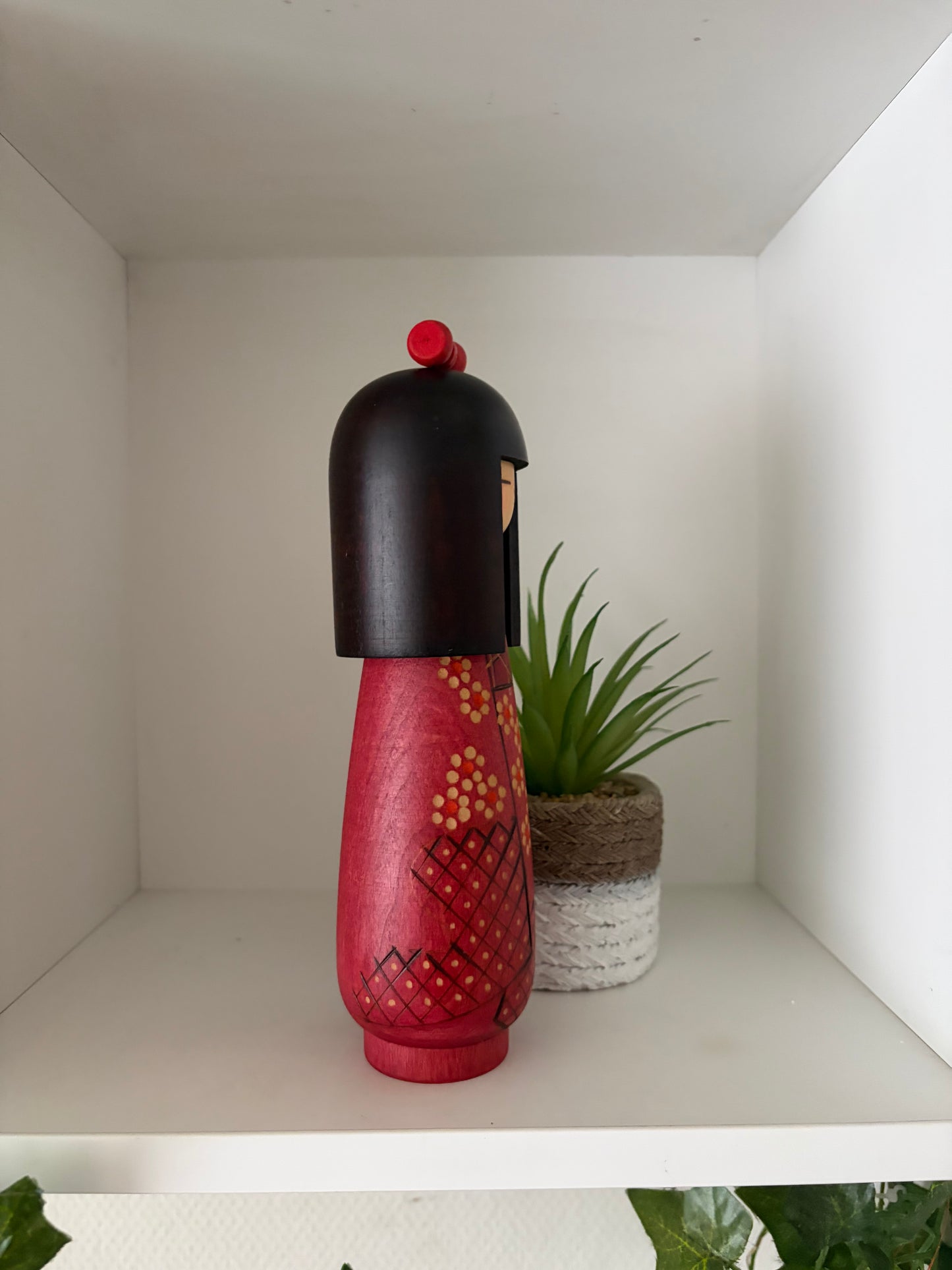 Vintage Gumma kokeshi by Kazuo Takamizawa